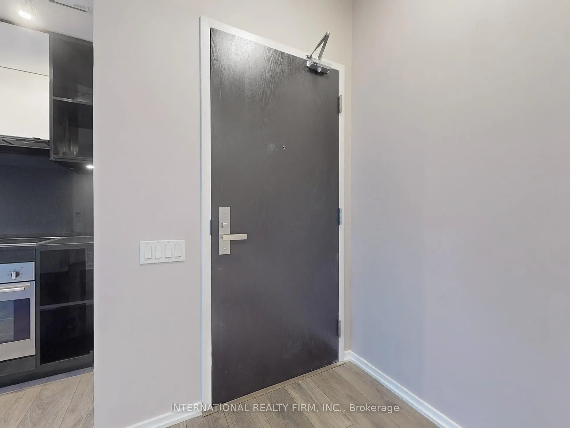 125 Peter Street, #1712