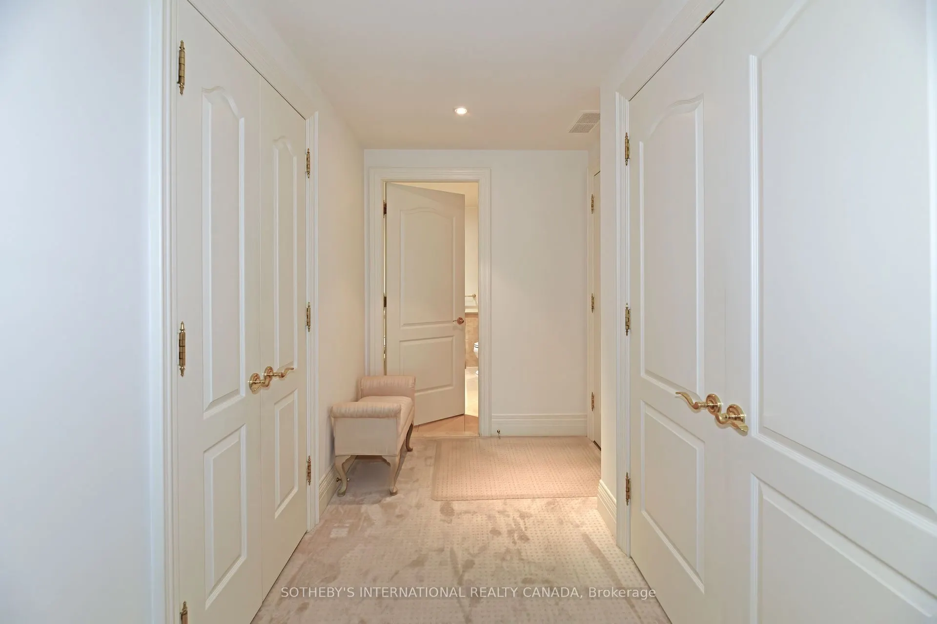 33 Delisle Avenue, #905