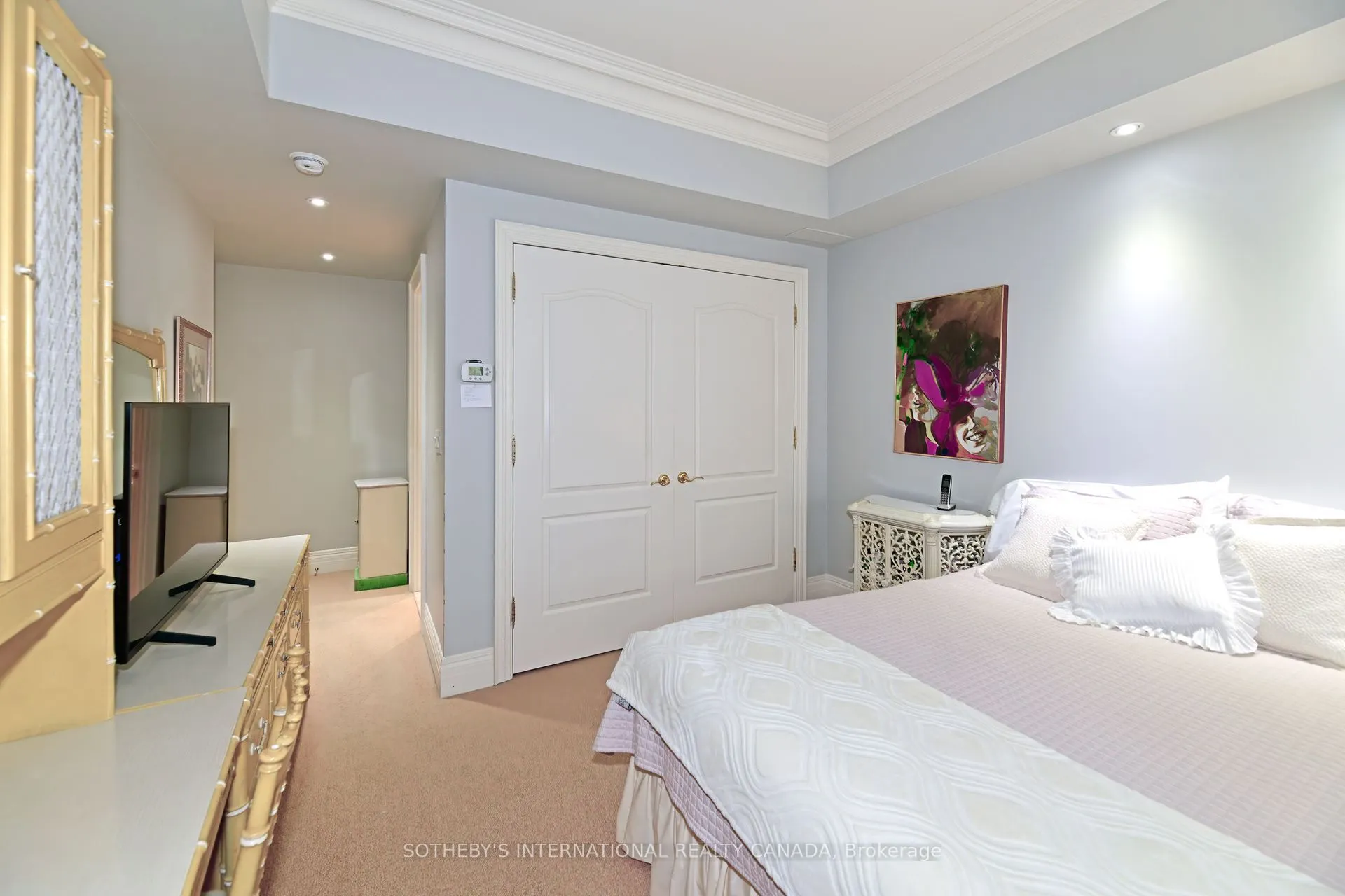 33 Delisle Avenue, #905