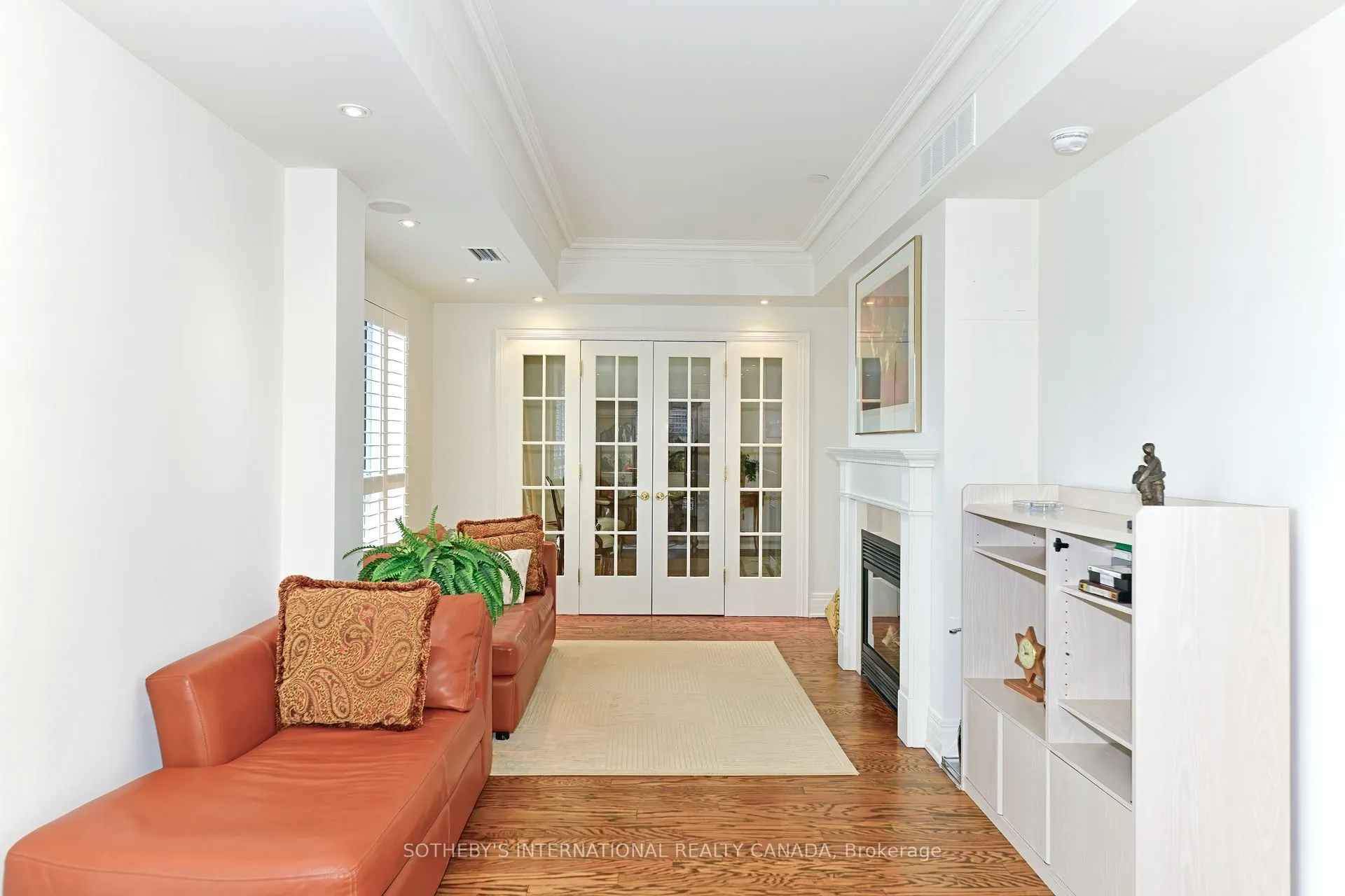 33 Delisle Avenue, #905