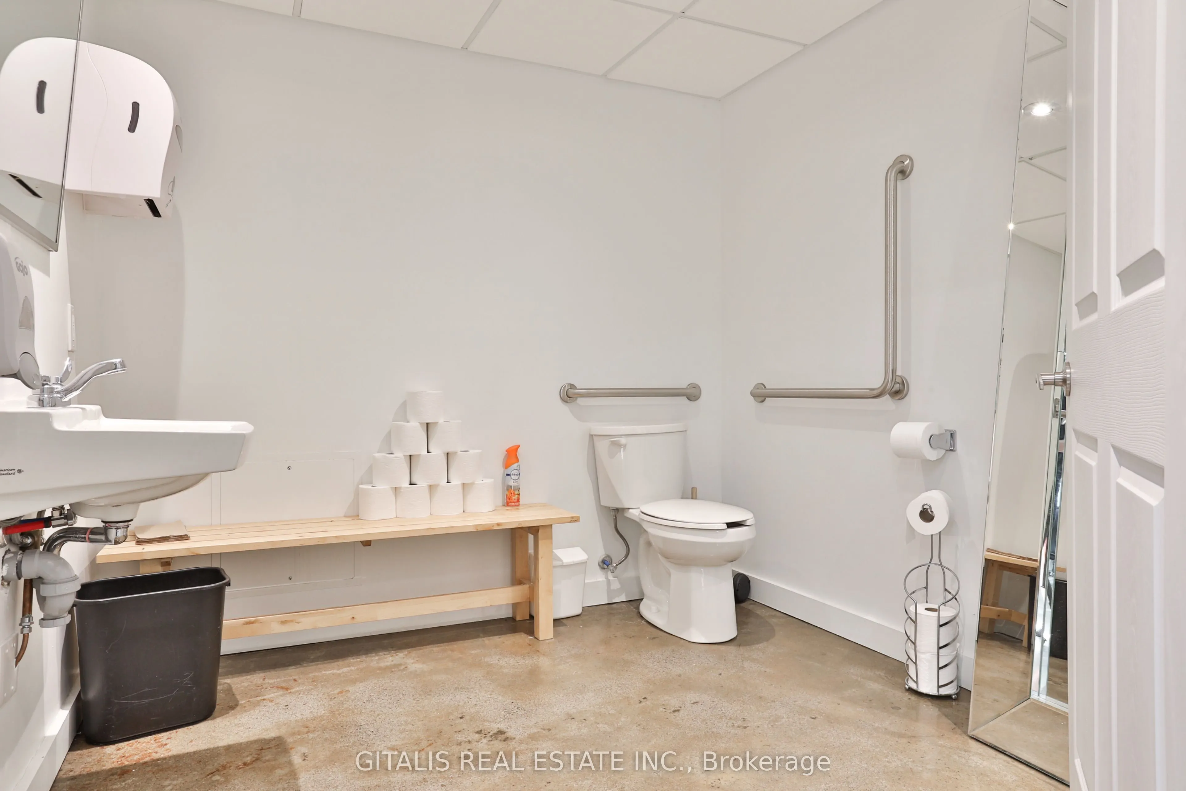 75 Jonesville Crescent, #D