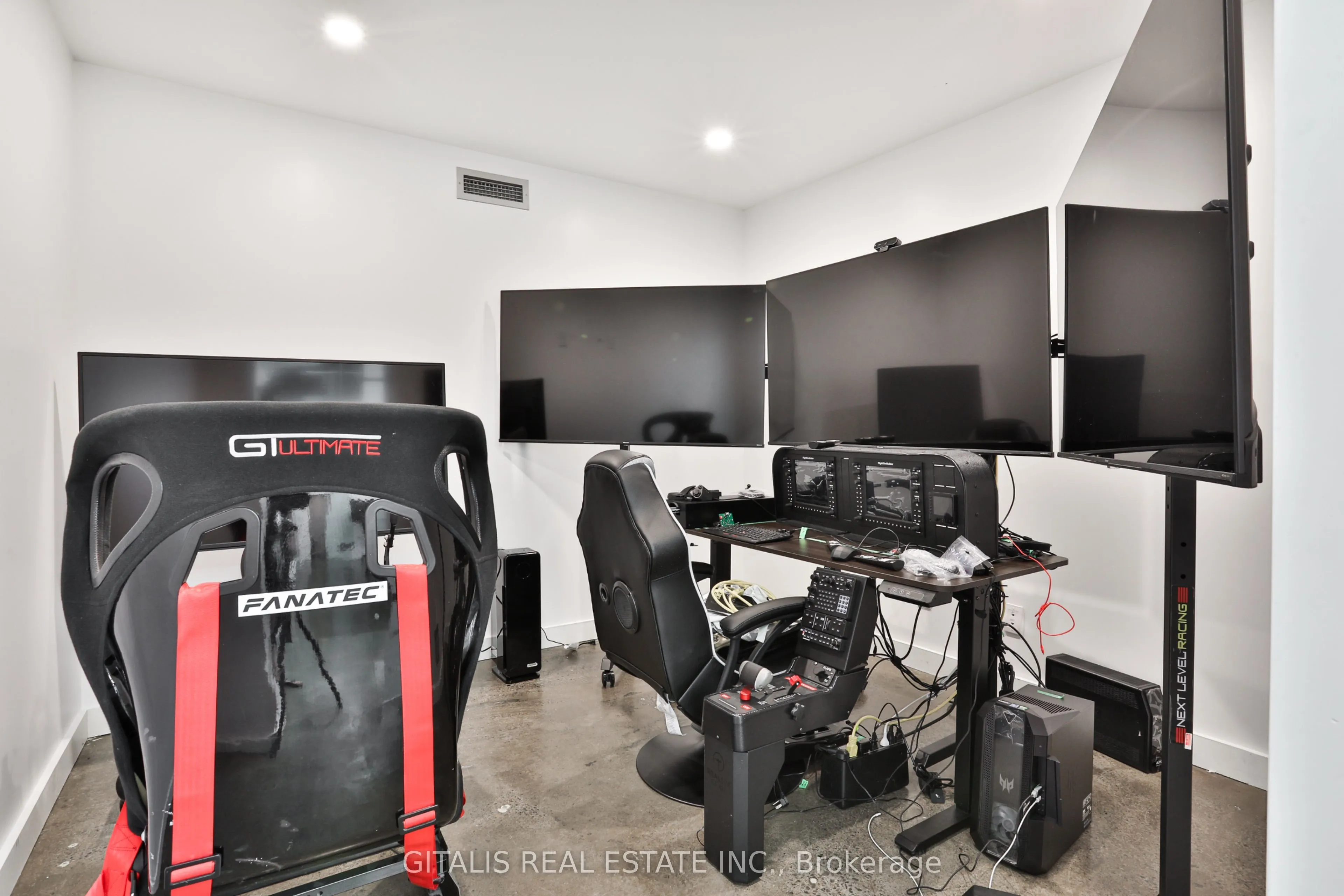 75 Jonesville Crescent, #D