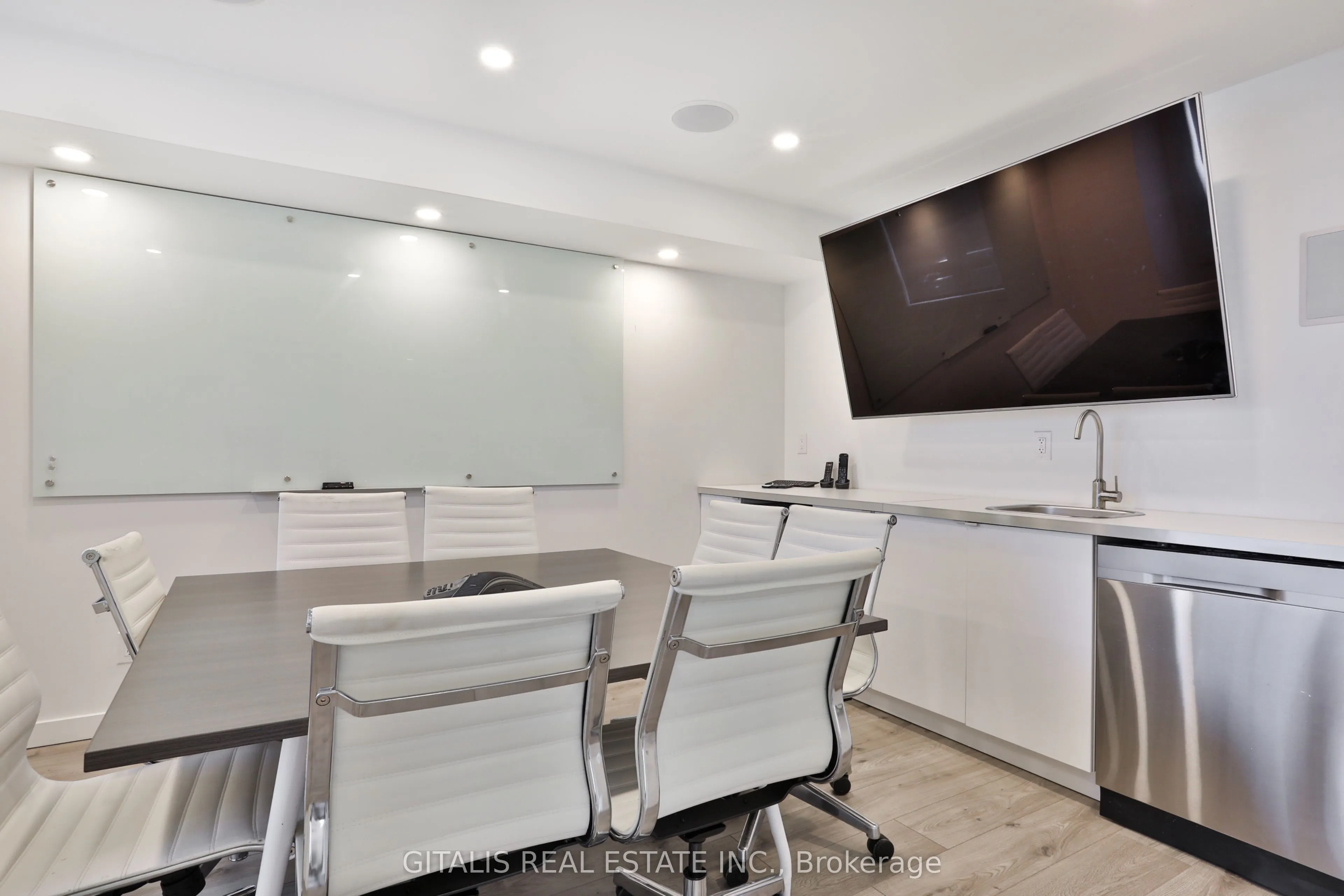 75 Jonesville Crescent, #A