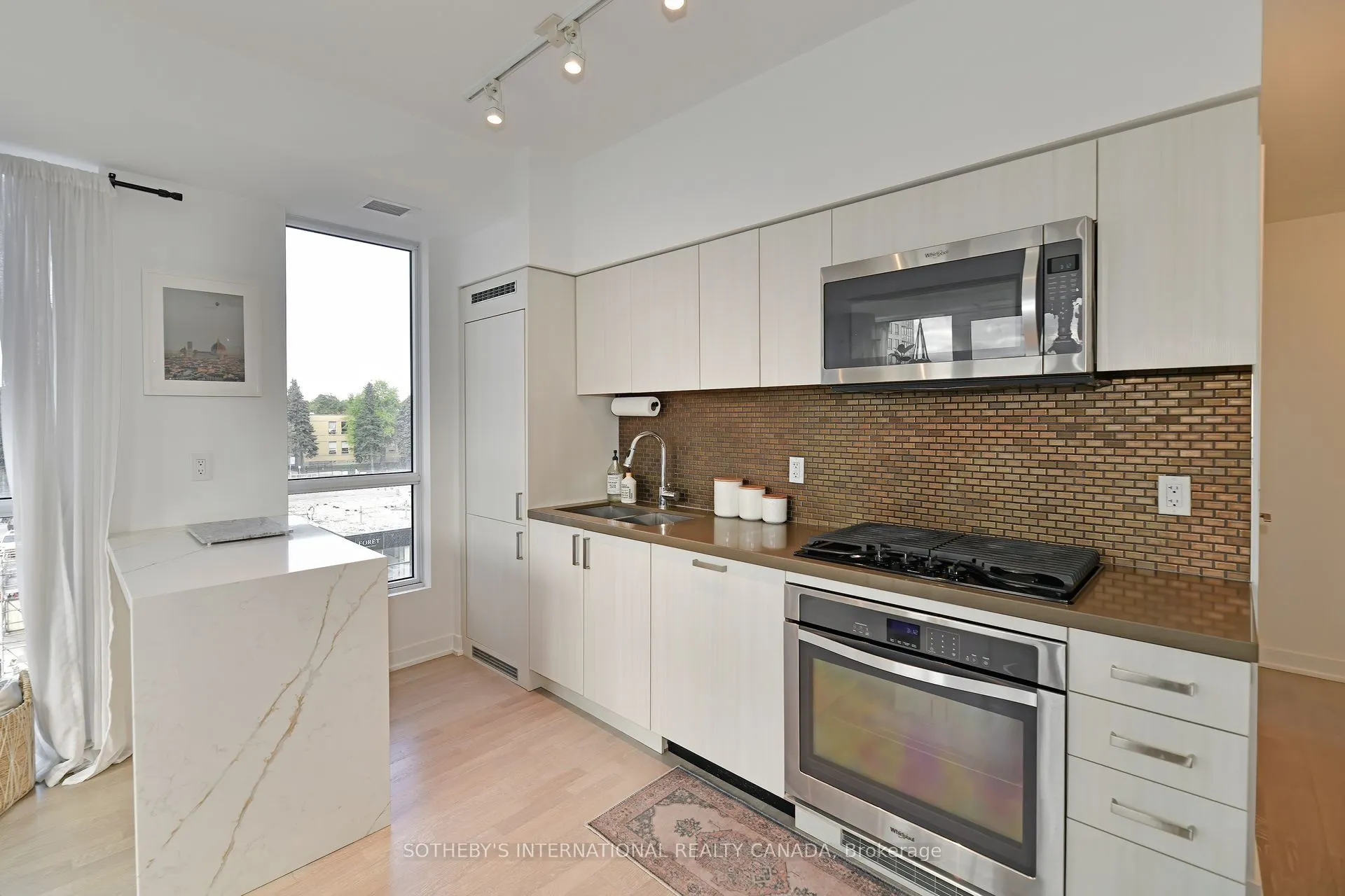 501 St Clair Avenue W, #326