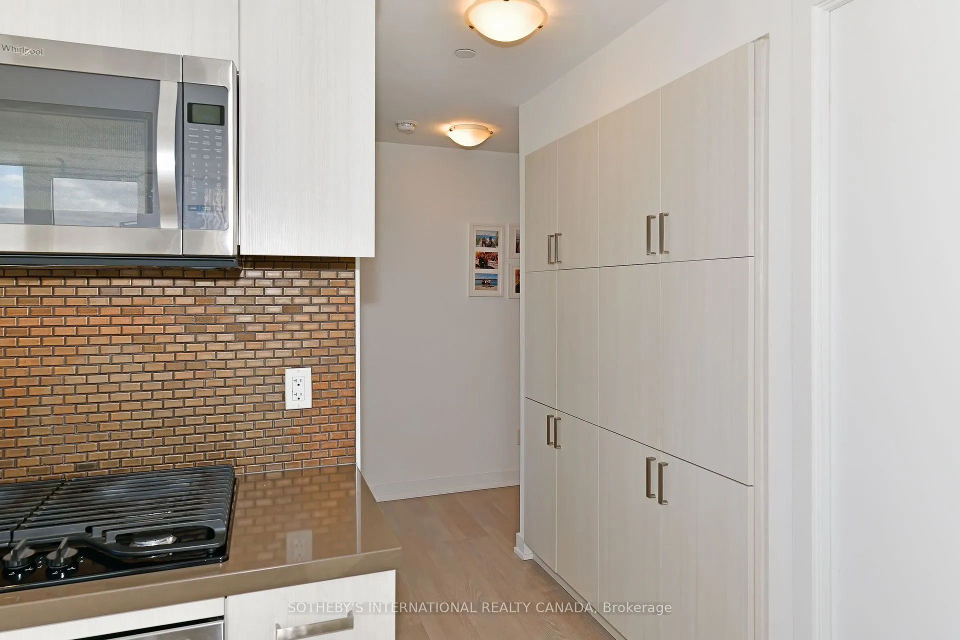 501 St Clair Avenue W, #326