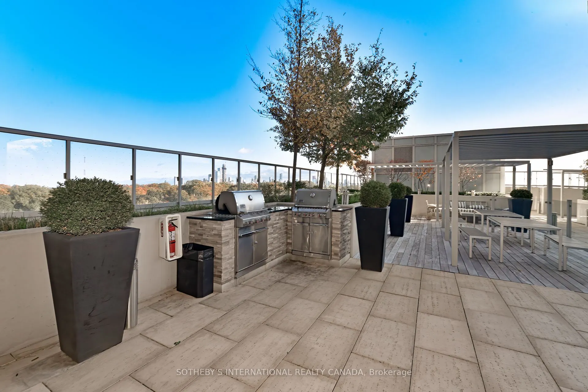 501 St Clair Avenue W, #326