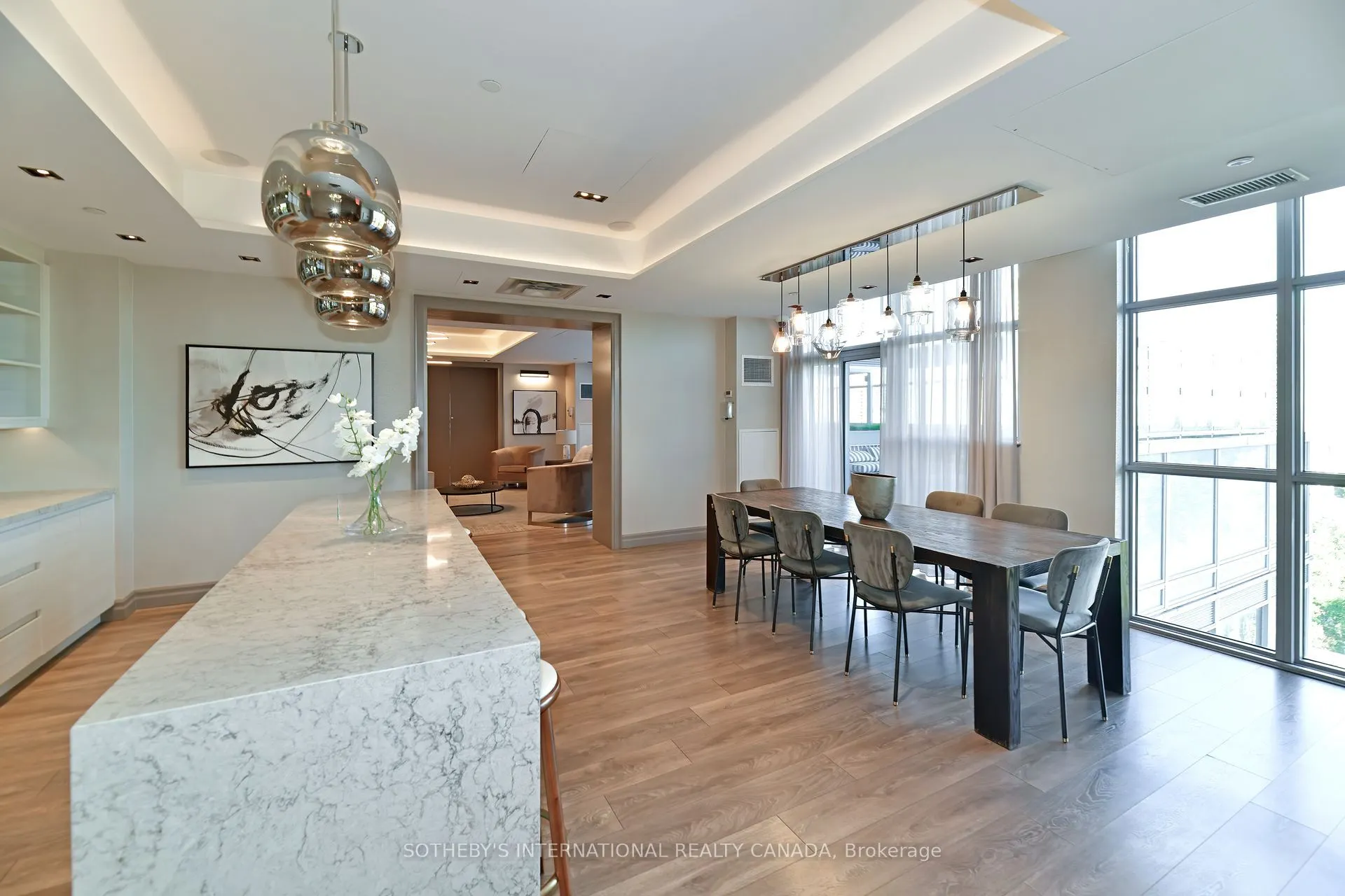 501 St Clair Avenue W, #326