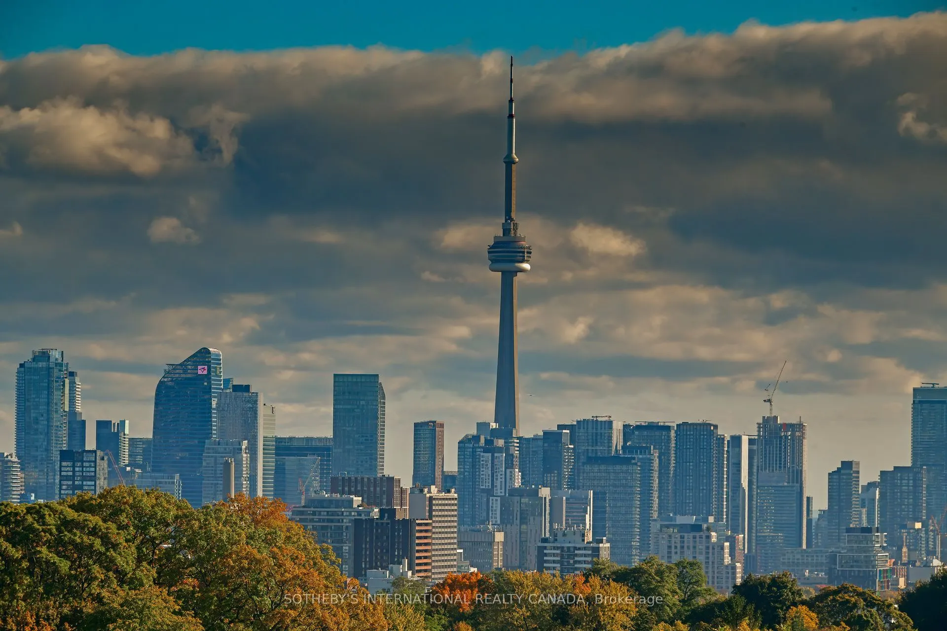 501 St Clair Avenue W, #326