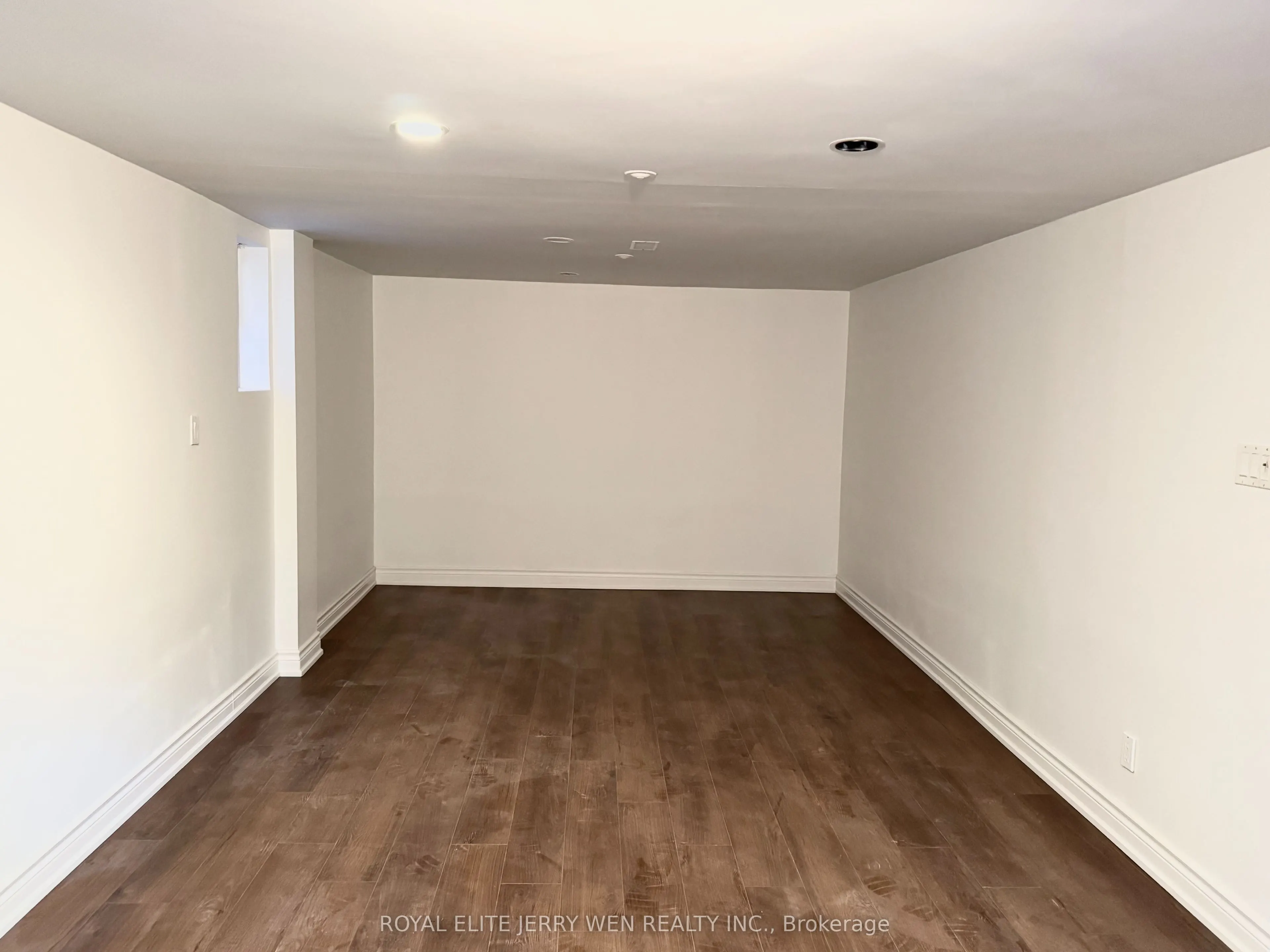 391 Glengarry Avenue