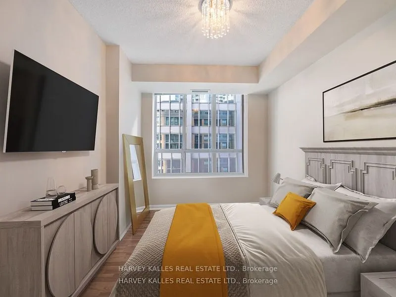 140 Simcoe Street, #1309