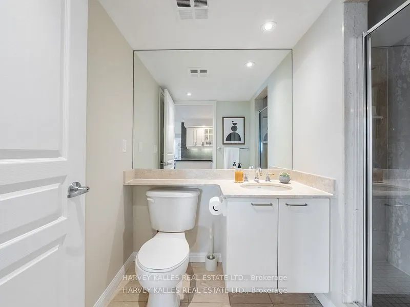 140 Simcoe Street, #1309