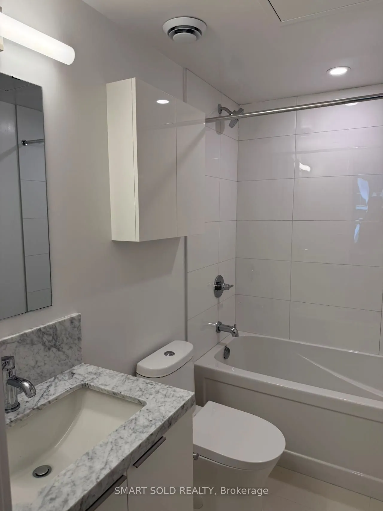 238 Simcoe Street, #2804