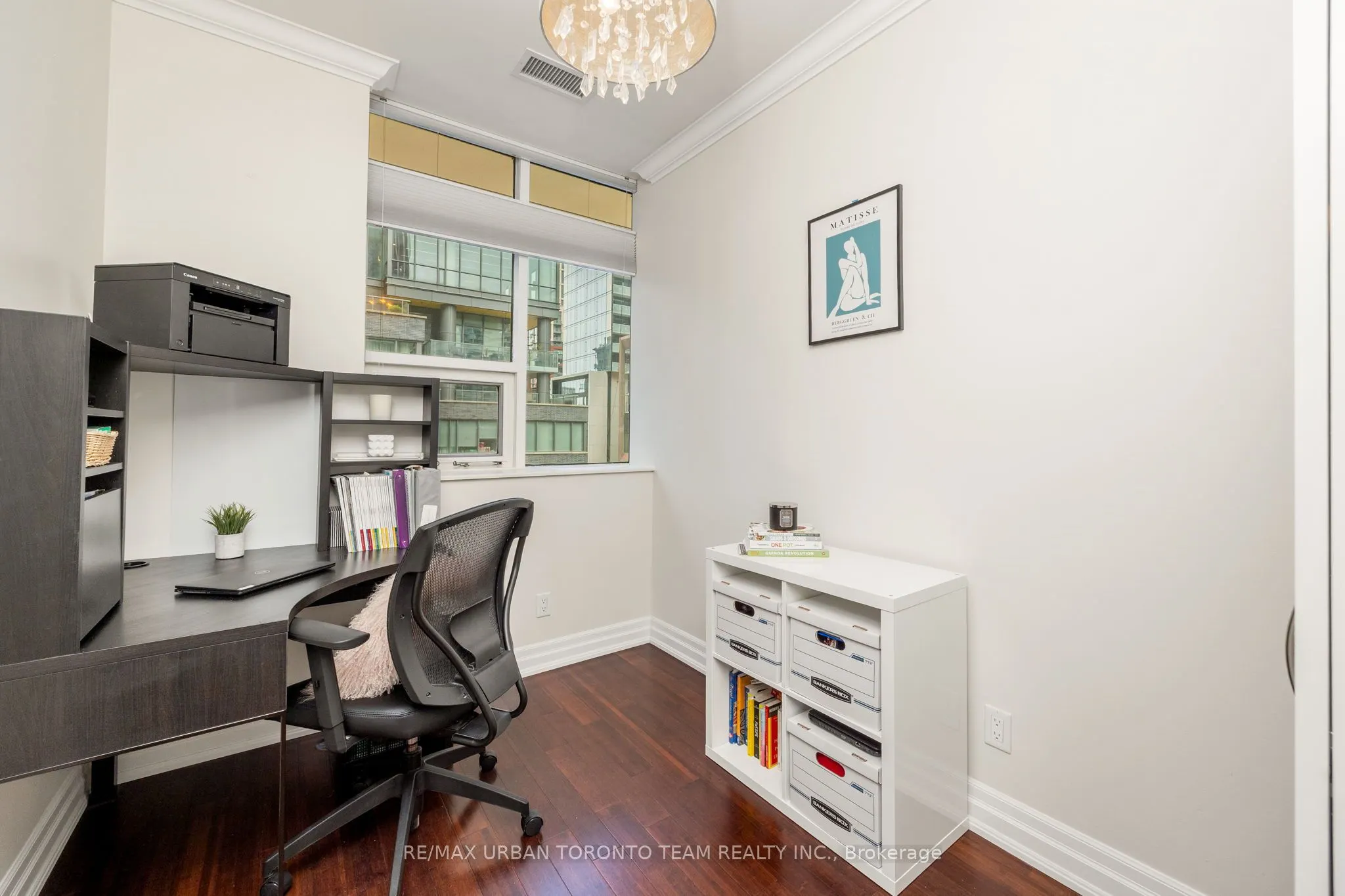 393 King Street W, #401