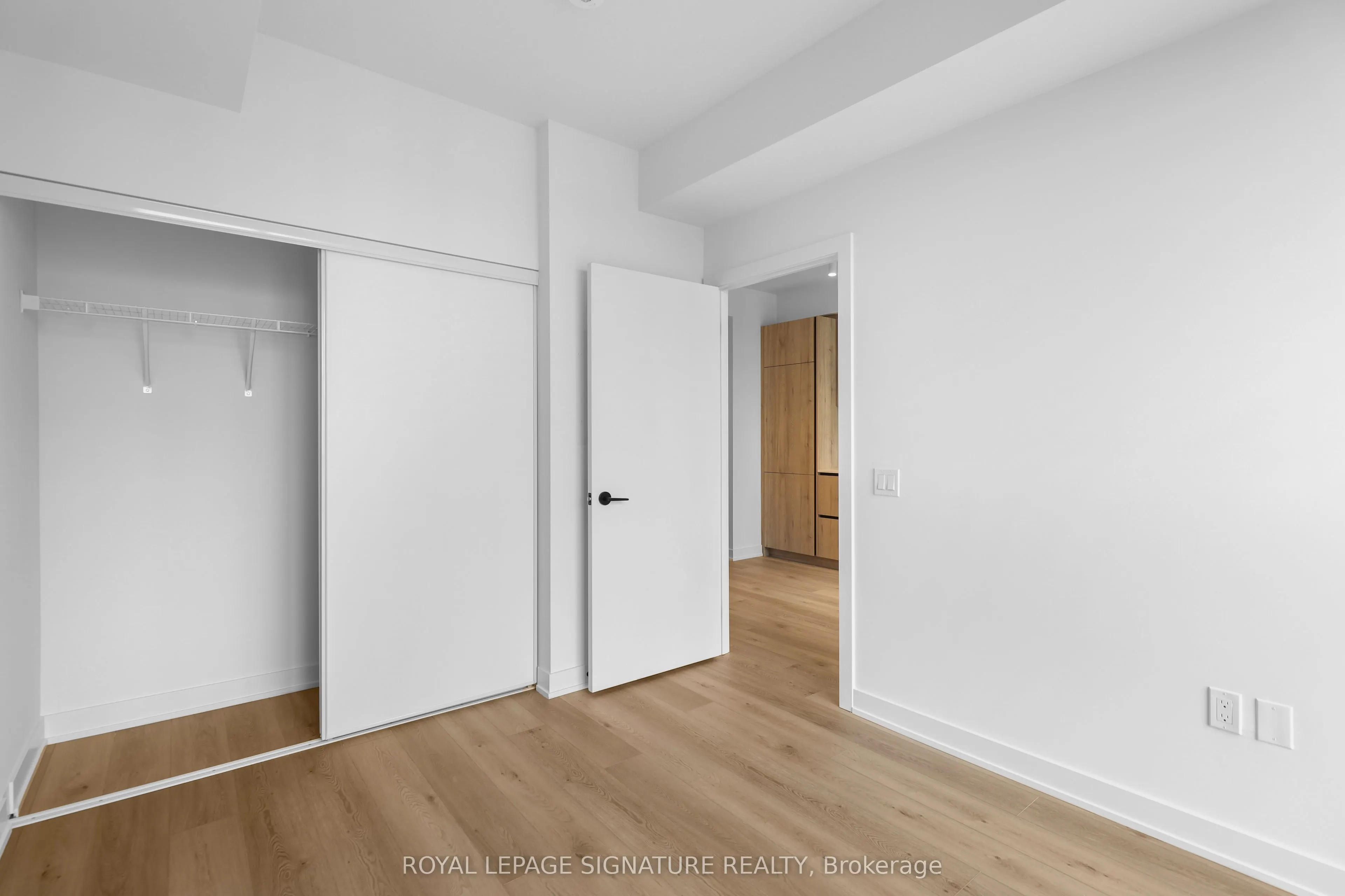 117 Broadway Avenue, #2208