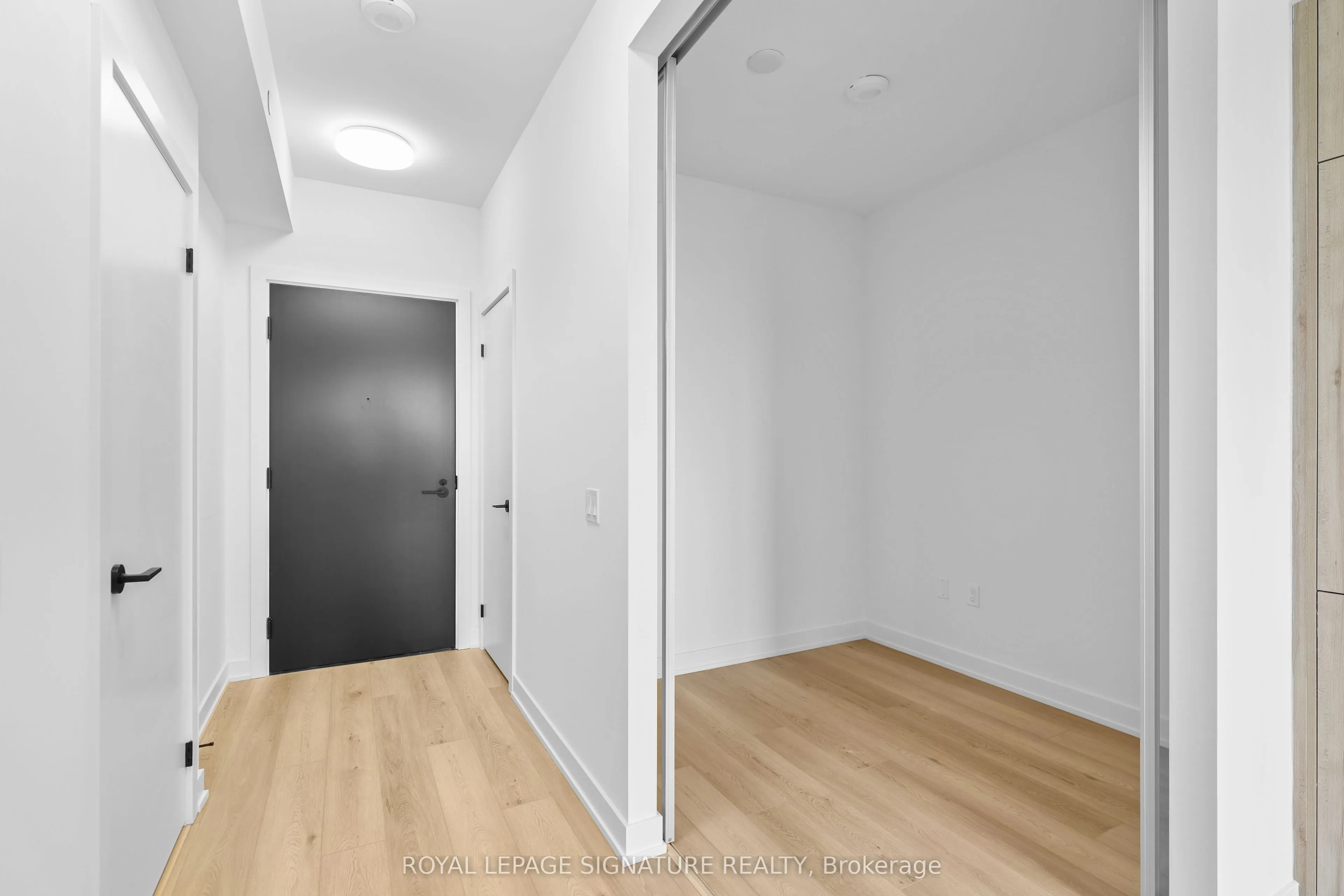 117 Broadway Avenue, #2208