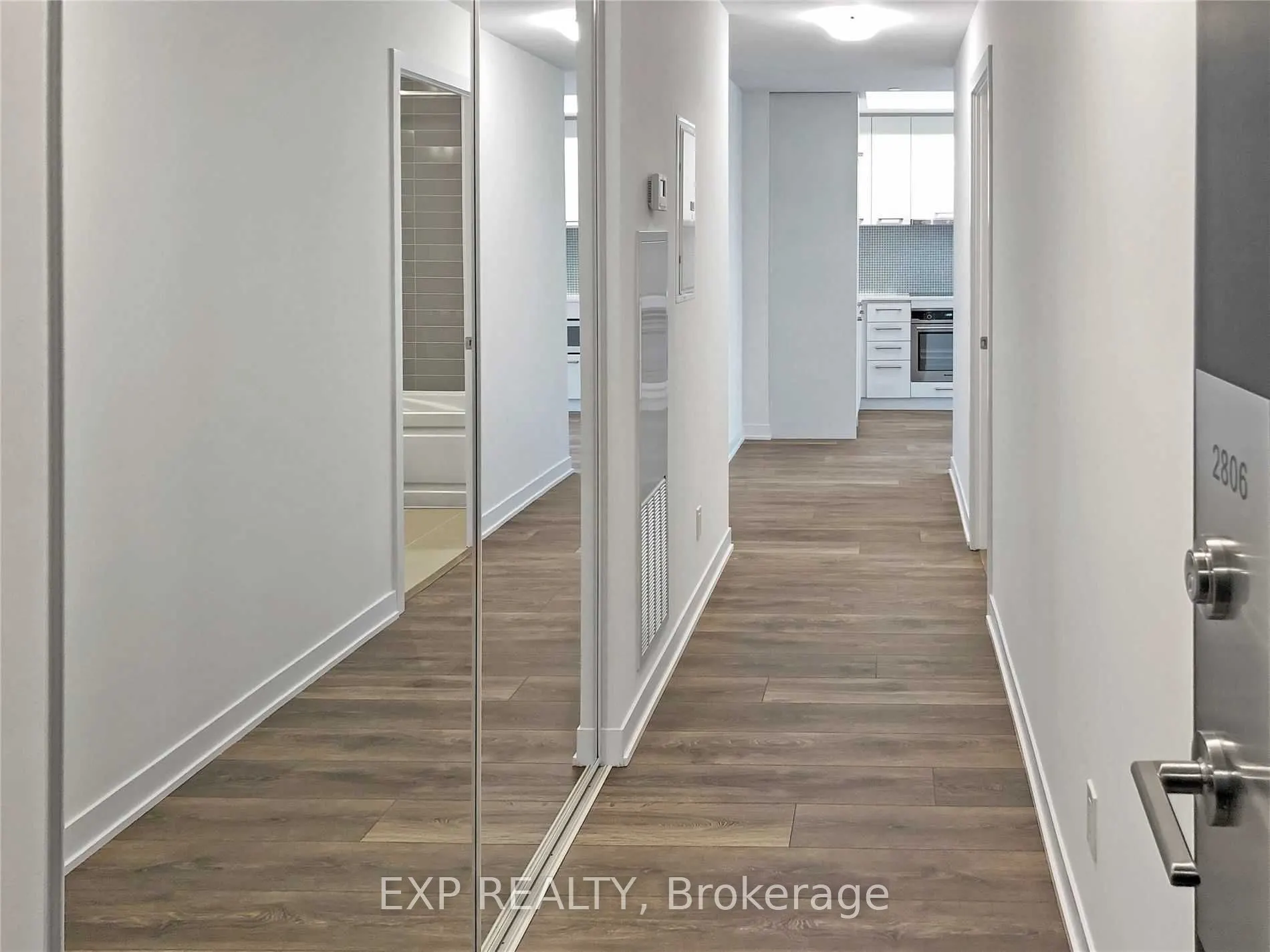 87 Peter Street, #2806