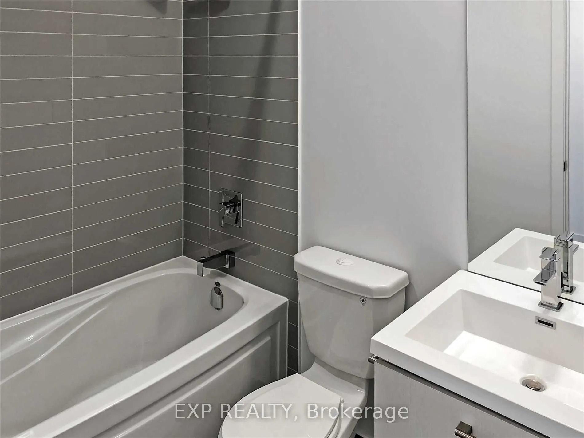 87 Peter Street, #2806