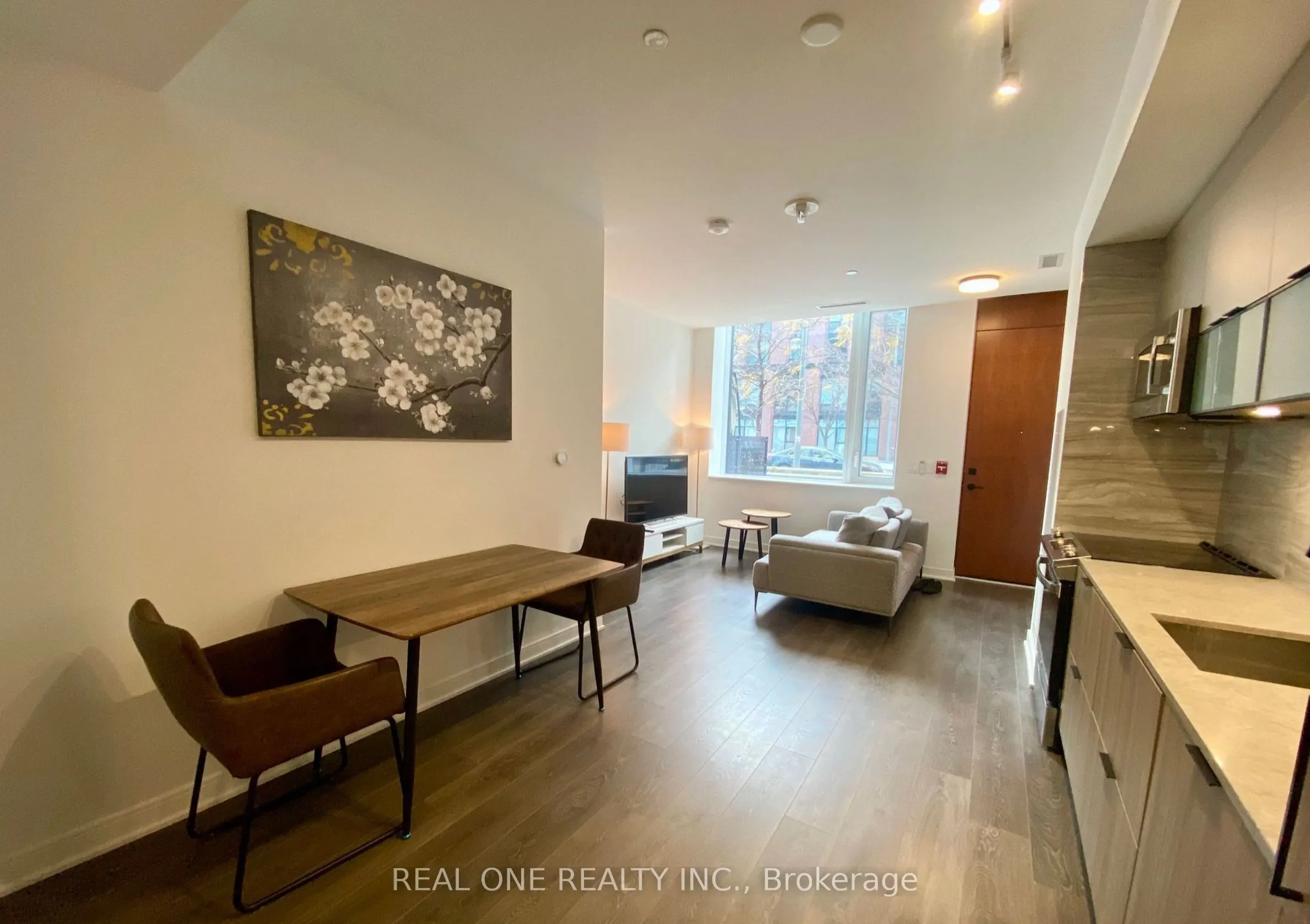 180 Mill Street, #S123