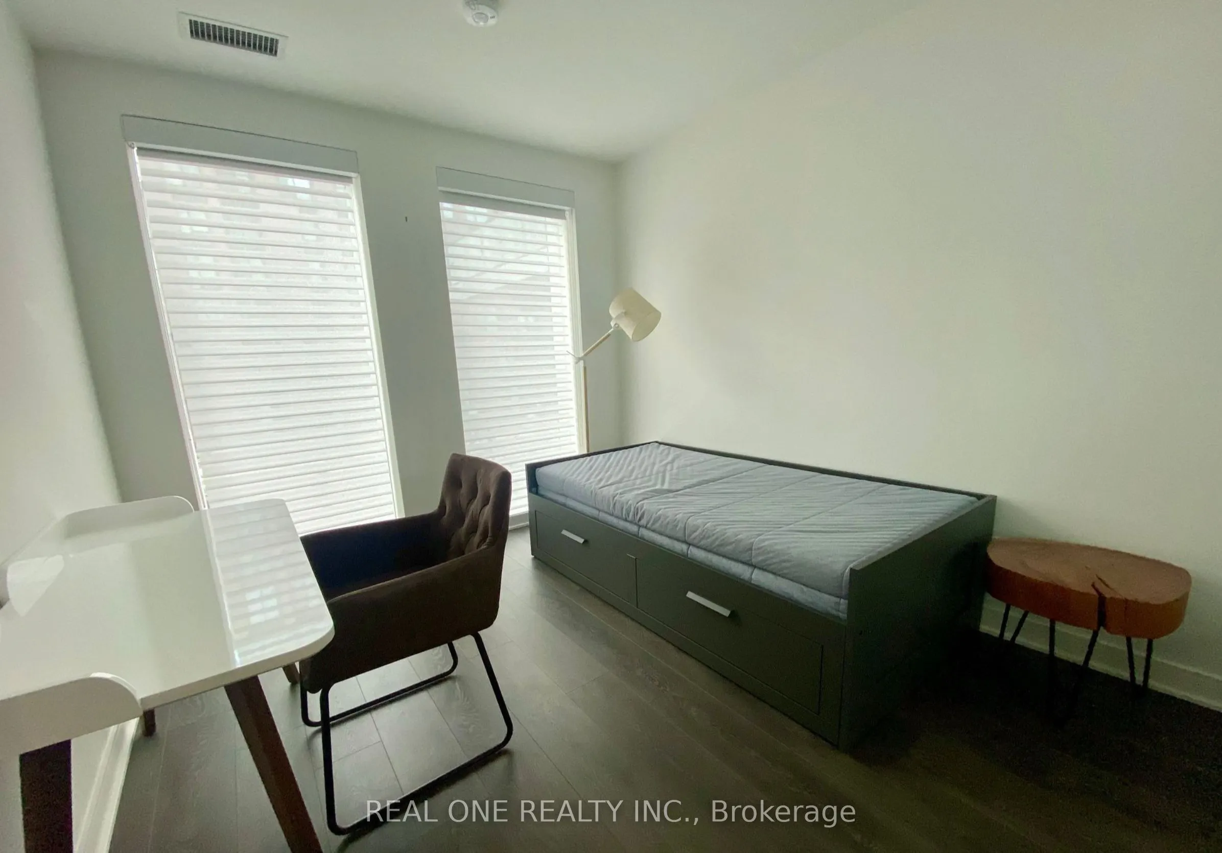 180 Mill Street, #S123