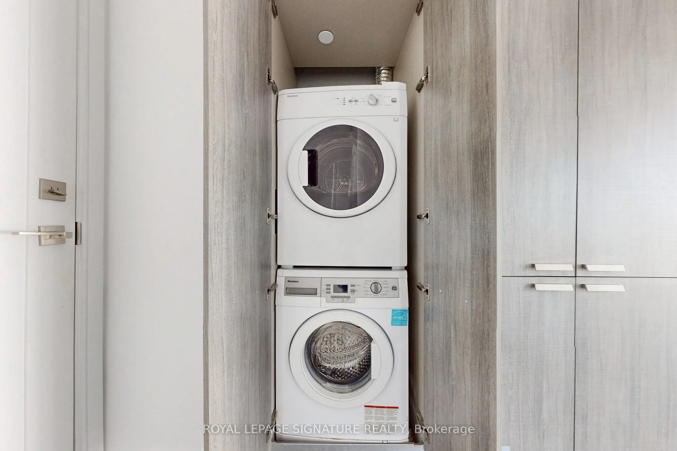 50 Charles Street E, #1901