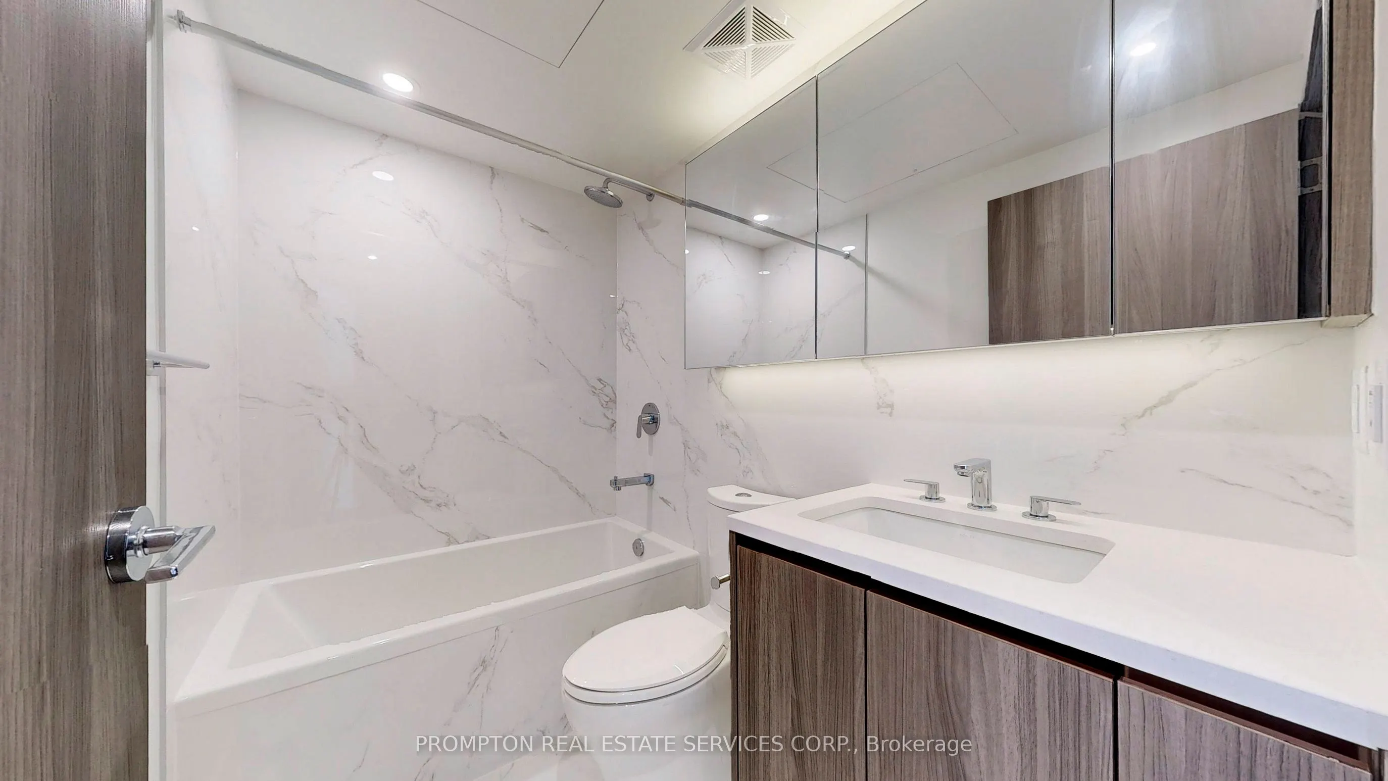 25 Mcmahon Drive, #1015