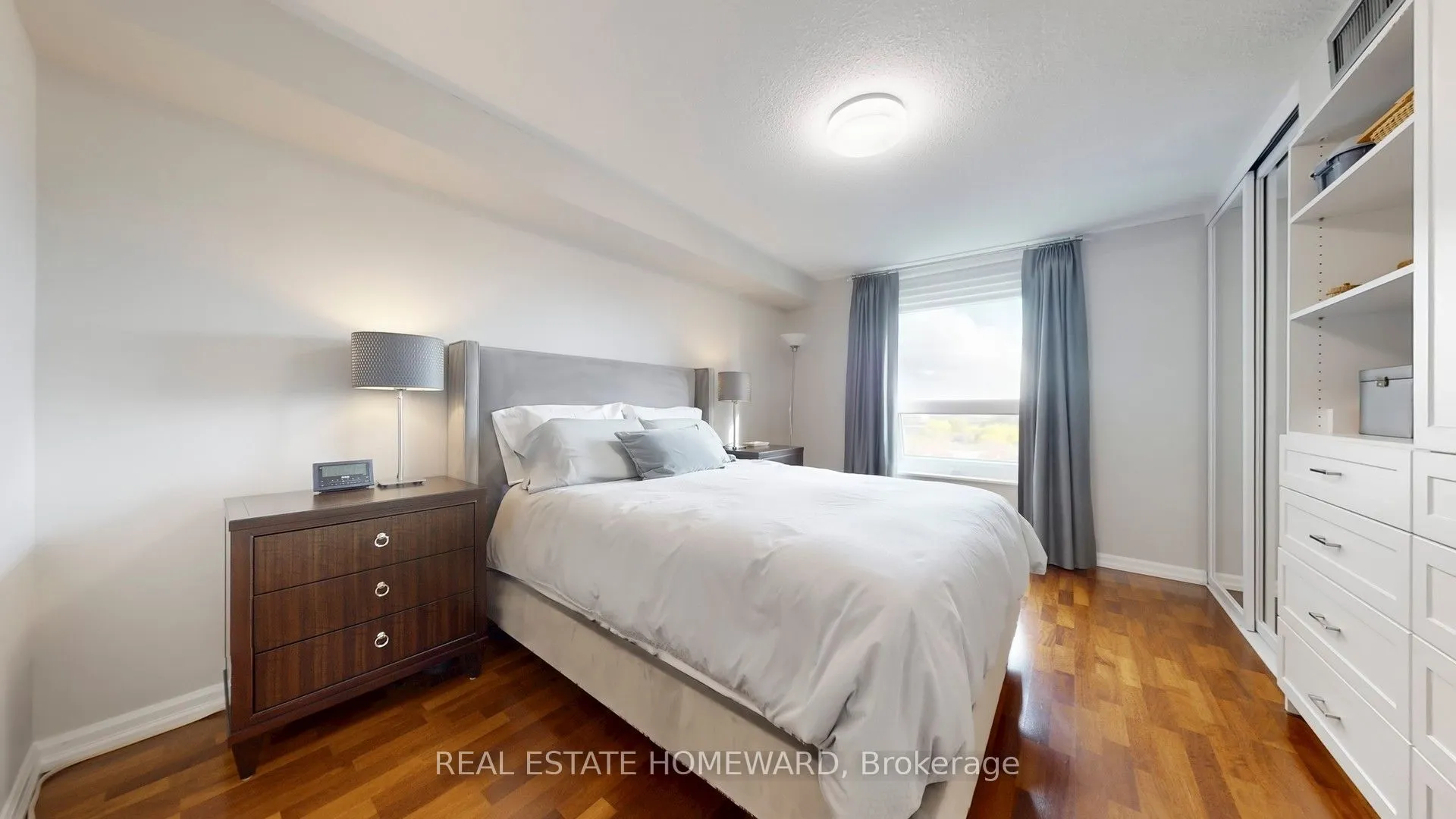 77 Maitland Place, #920