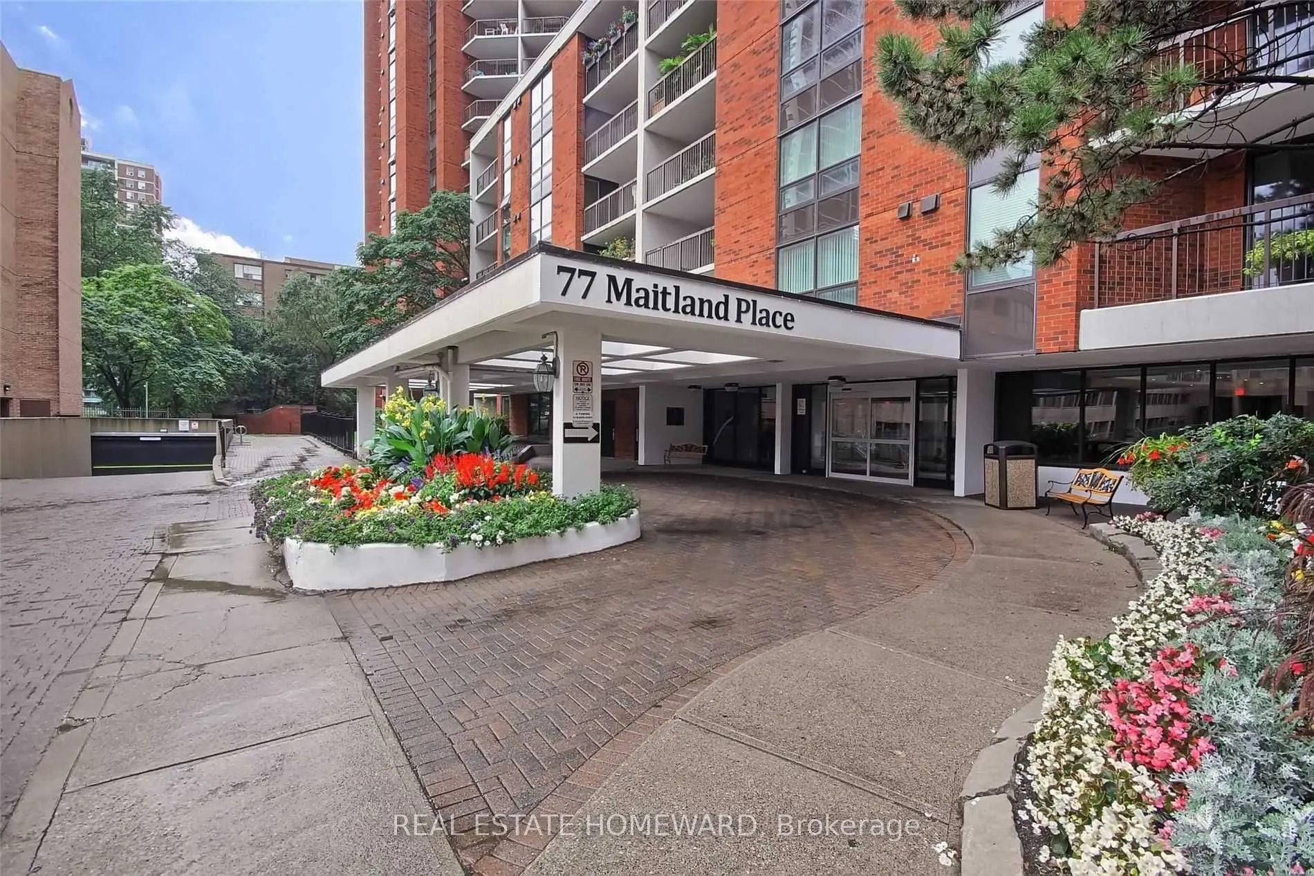 77 Maitland Place, #920