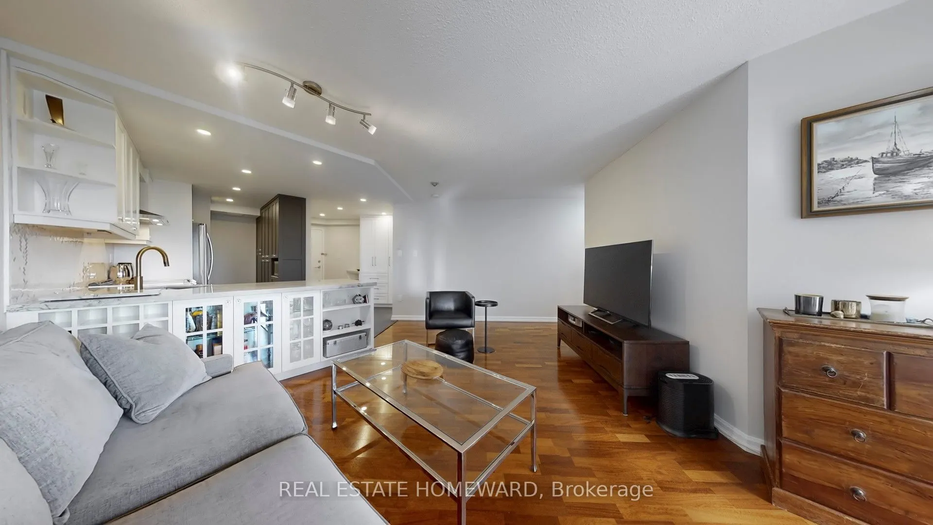 77 Maitland Place, #920