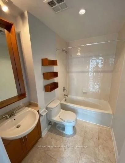 60 Byng Avenue, #911