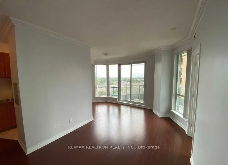 60 Byng Avenue, #911