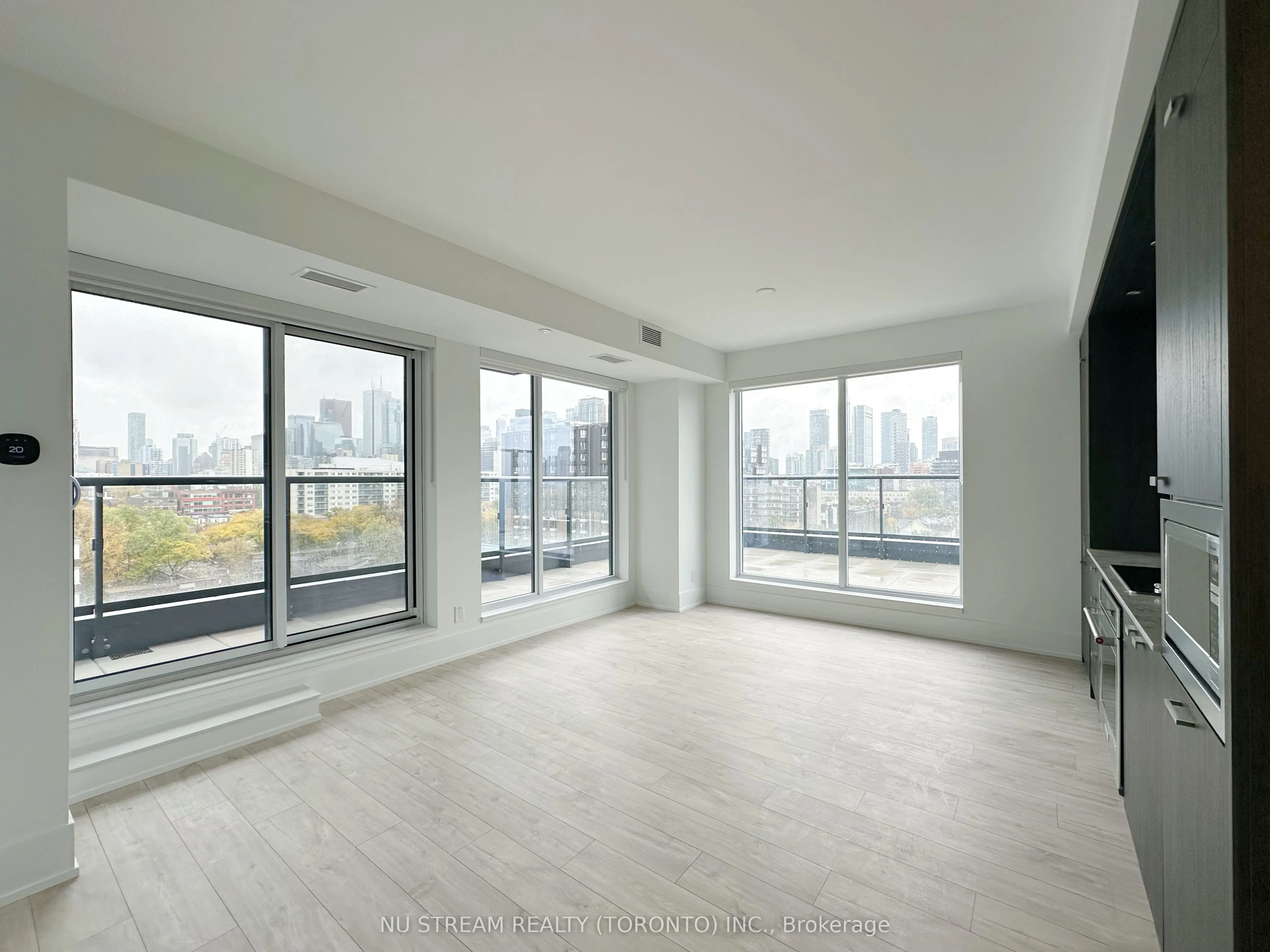 115 Denison Avenue, #803