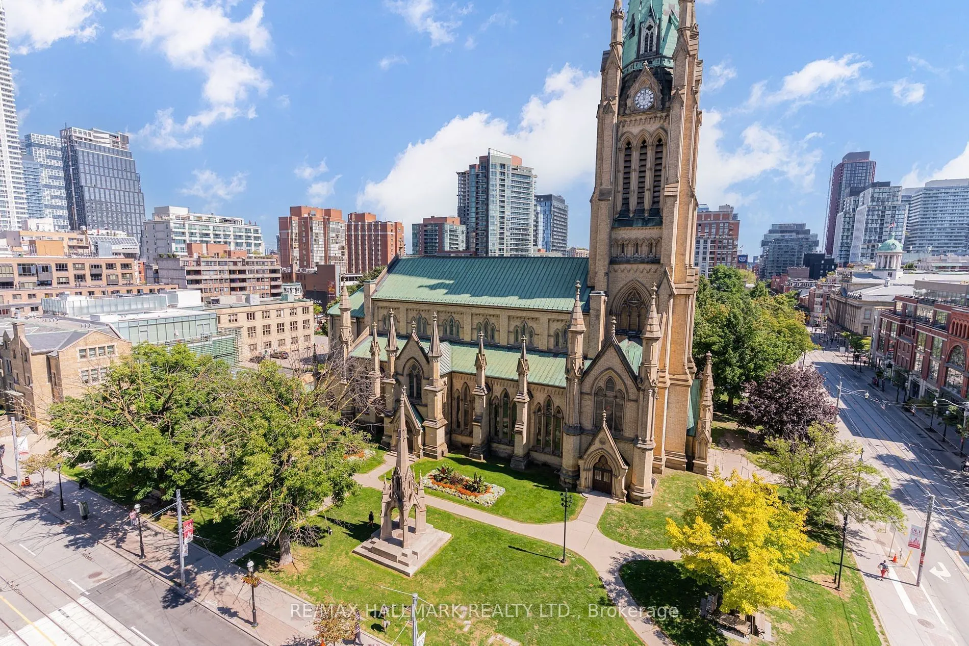 92 King Street E, #216