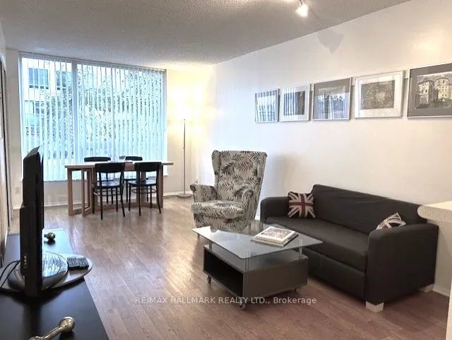 92 King Street E, #216