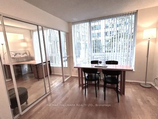 92 King Street E, #216