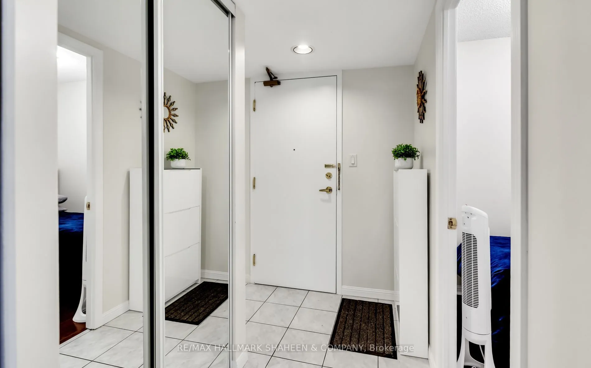 188 Redpath Avenue, #207