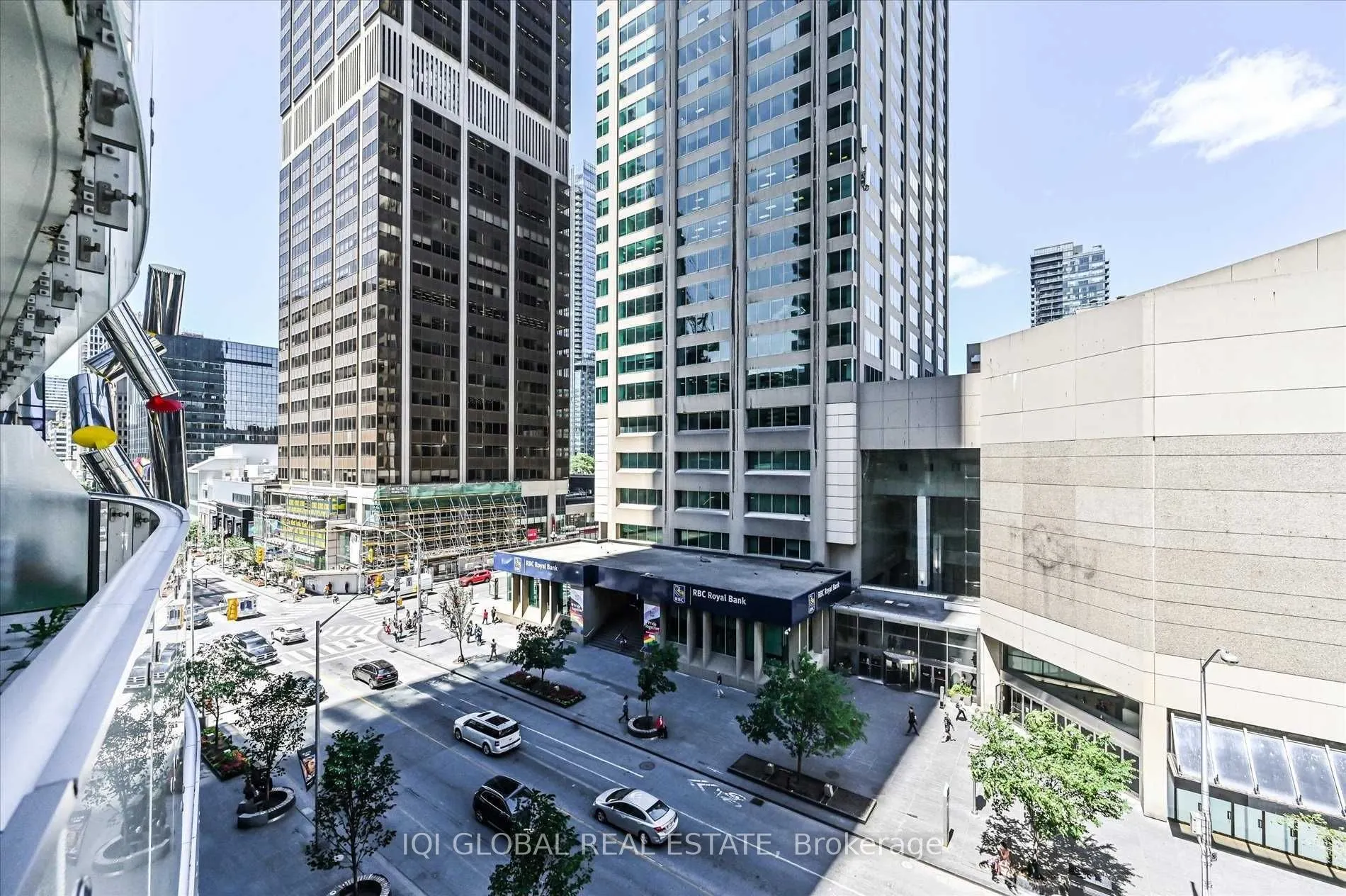 1 Bloor Street Street E, #426