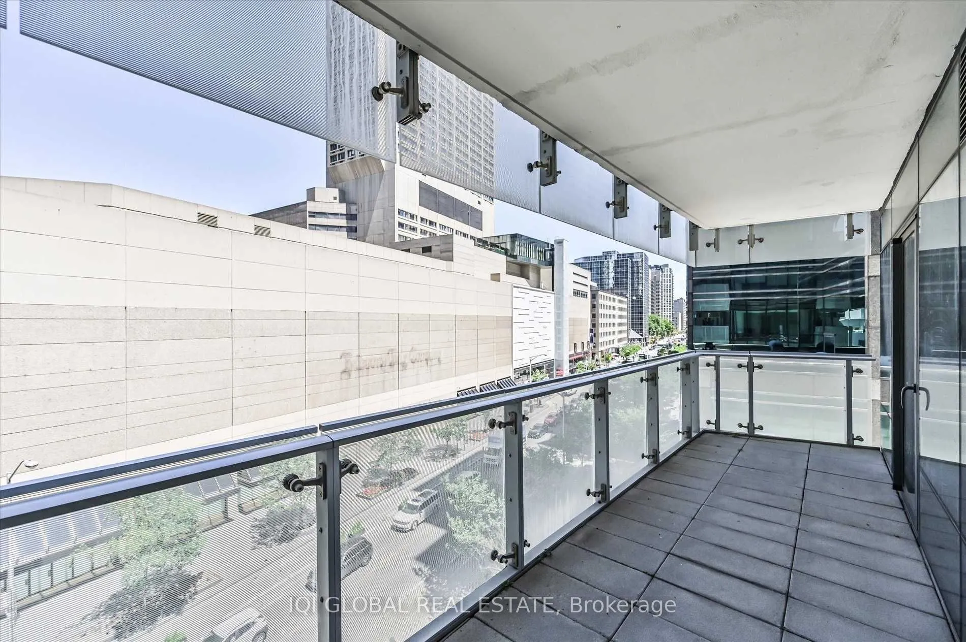 1 Bloor Street Street E, #426