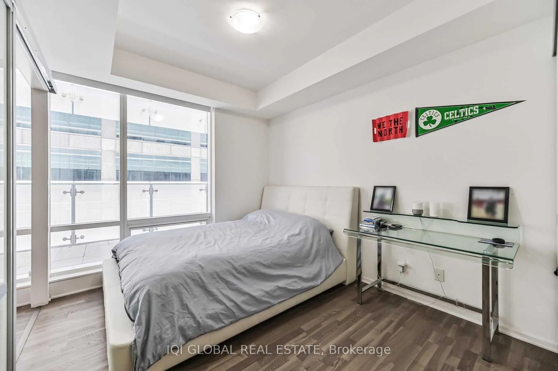 1 Bloor Street Street E, #426