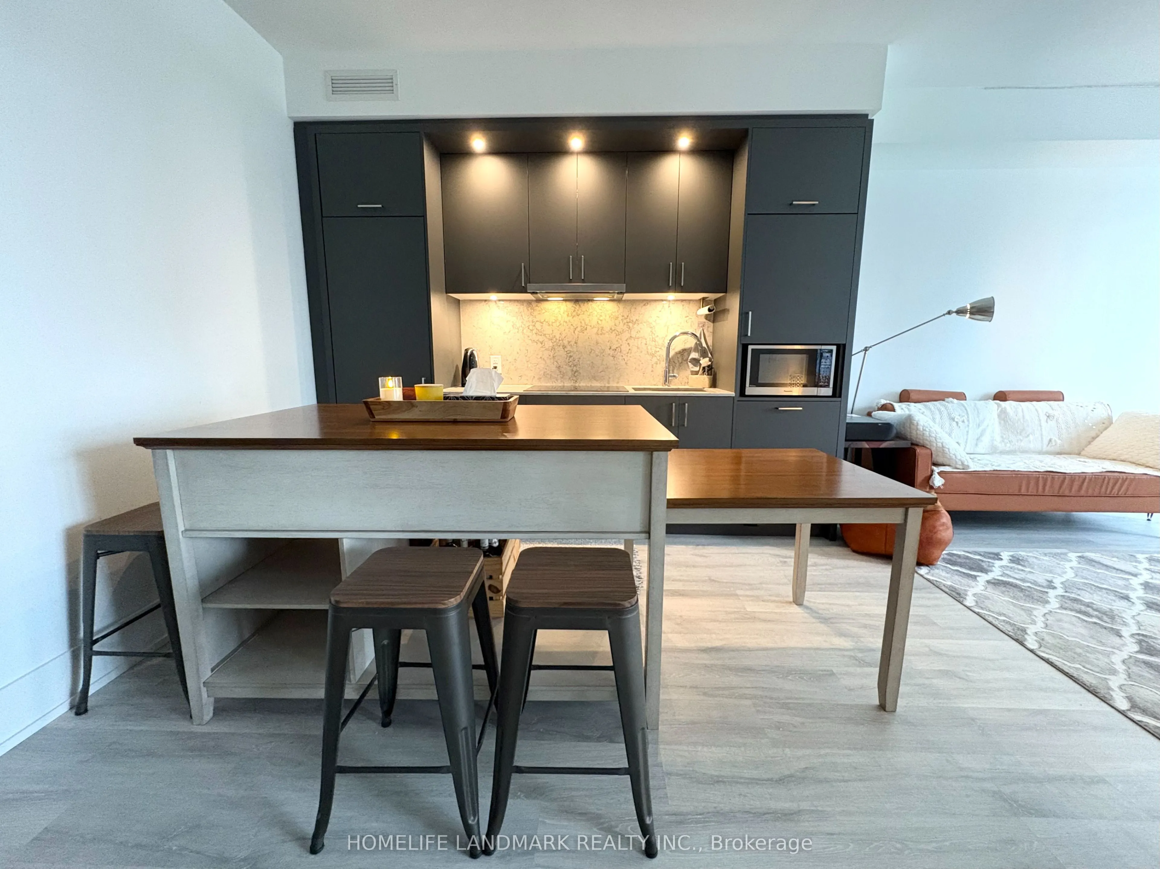 480 Front Street, #912