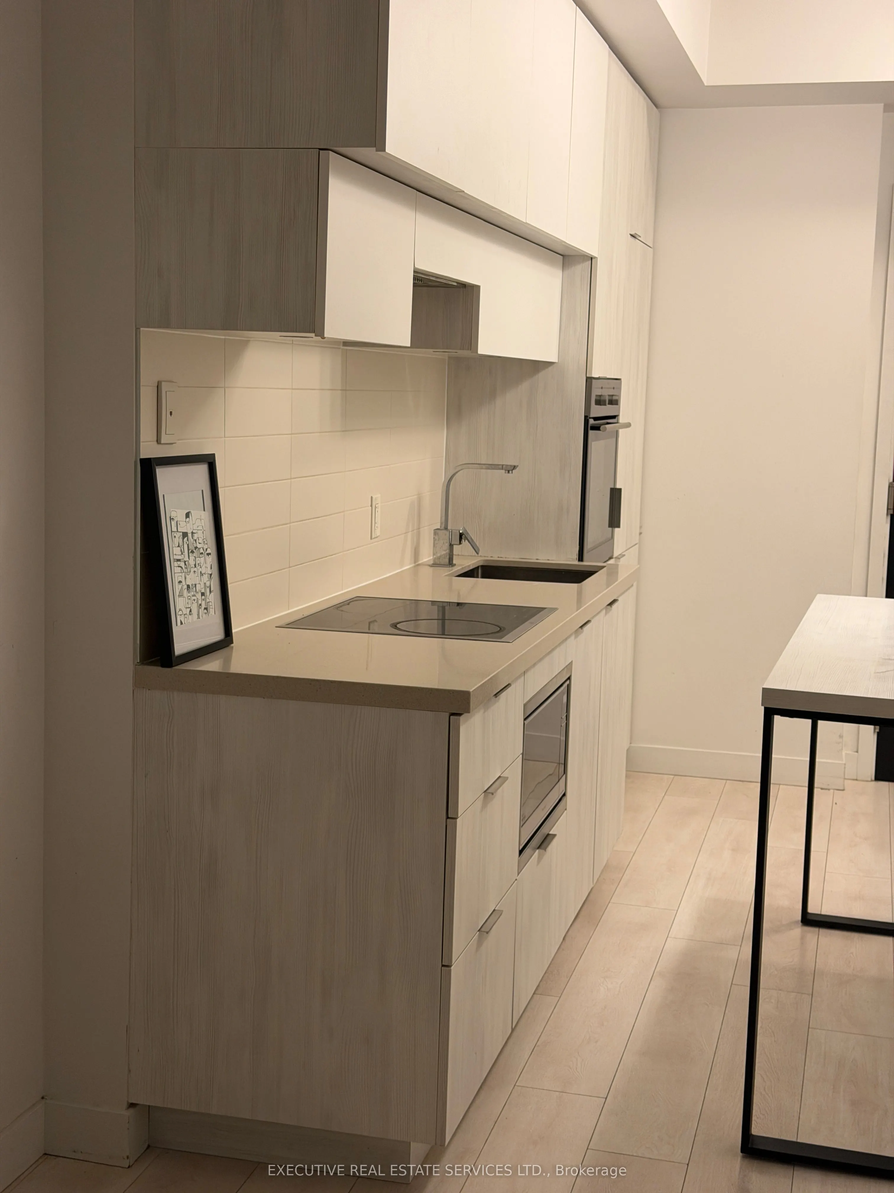 8 Eglinton Avenue E, #5003