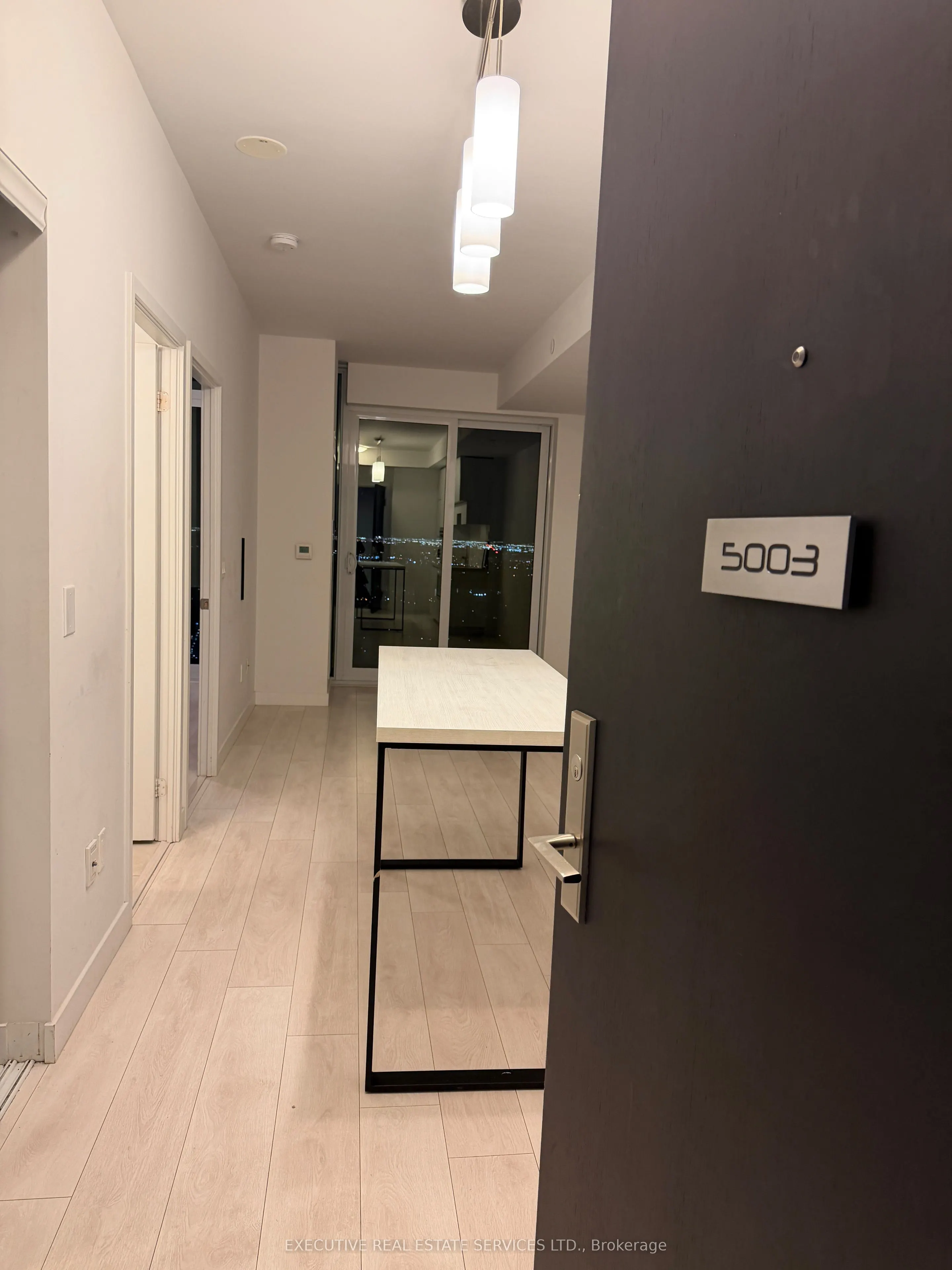 8 Eglinton Avenue E, #5003