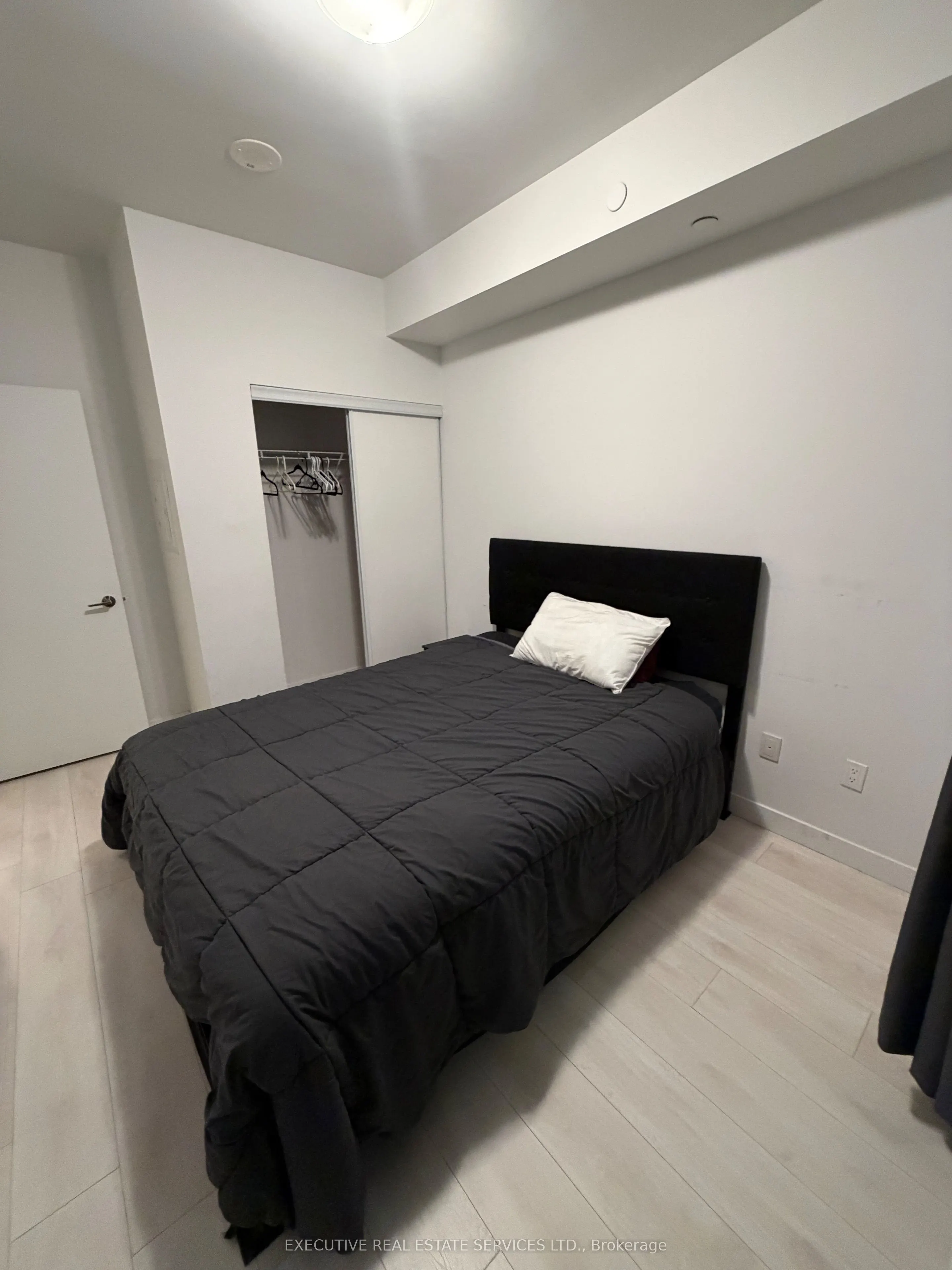 8 Eglinton Avenue E, #5003