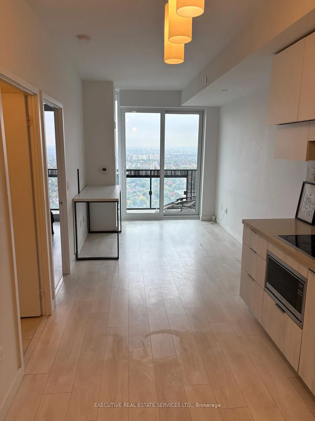 8 Eglinton Avenue E, #5003