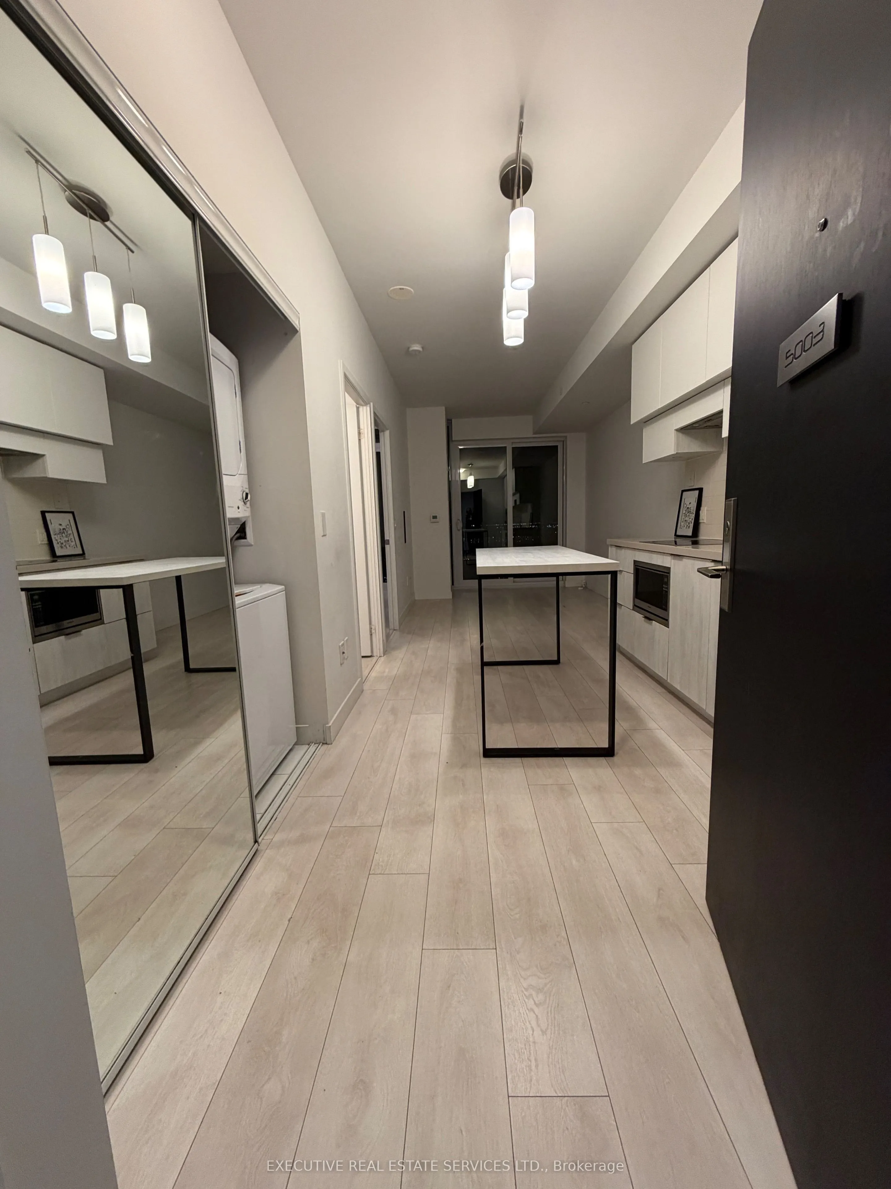 8 Eglinton Avenue E, #5003