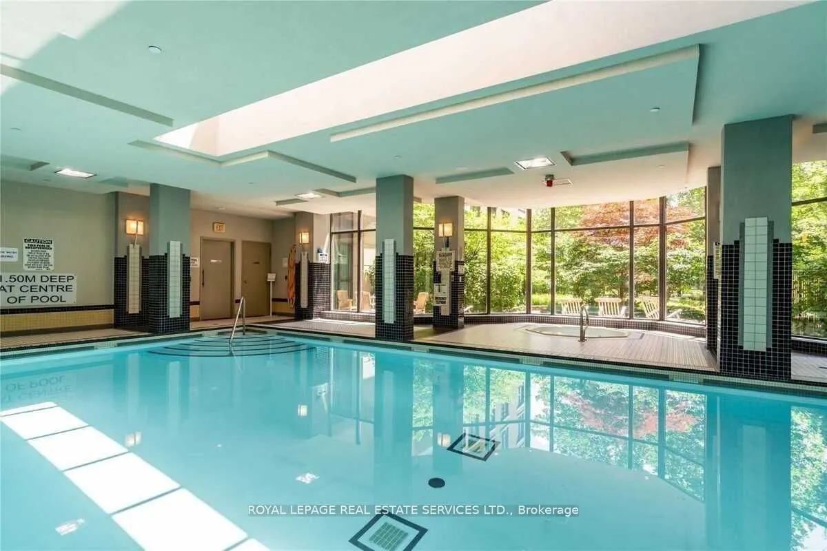 319 Merton Street, #402