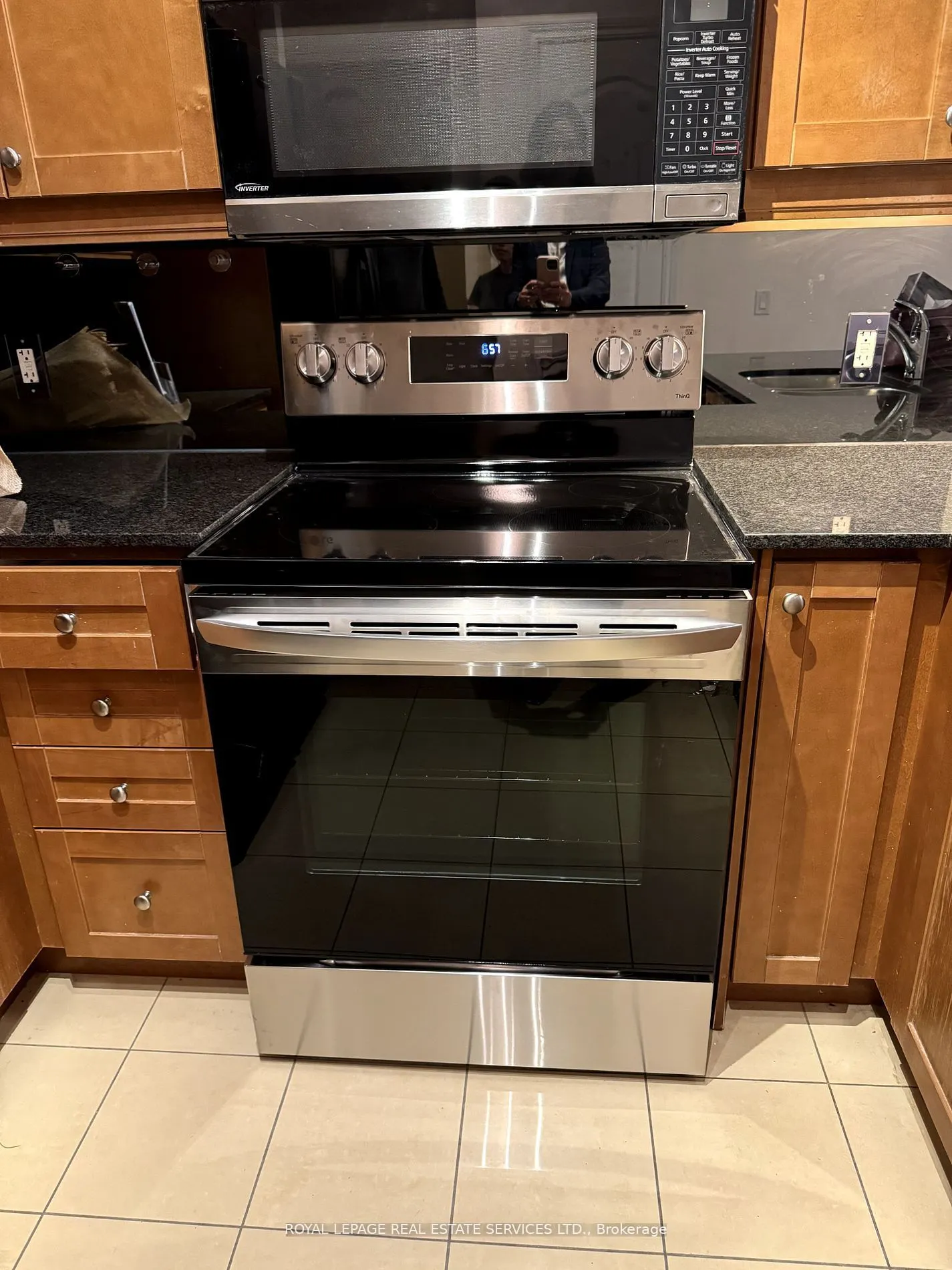 319 Merton Street, #402