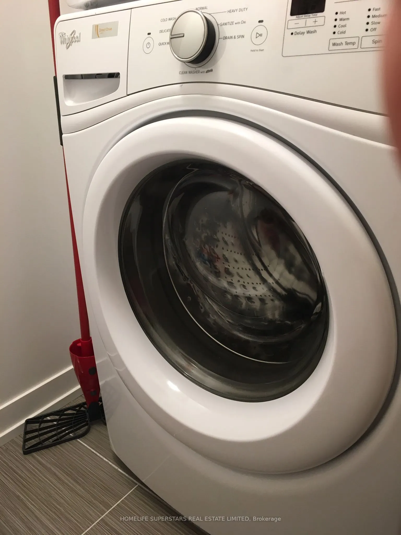 10 Willison Square N, #305