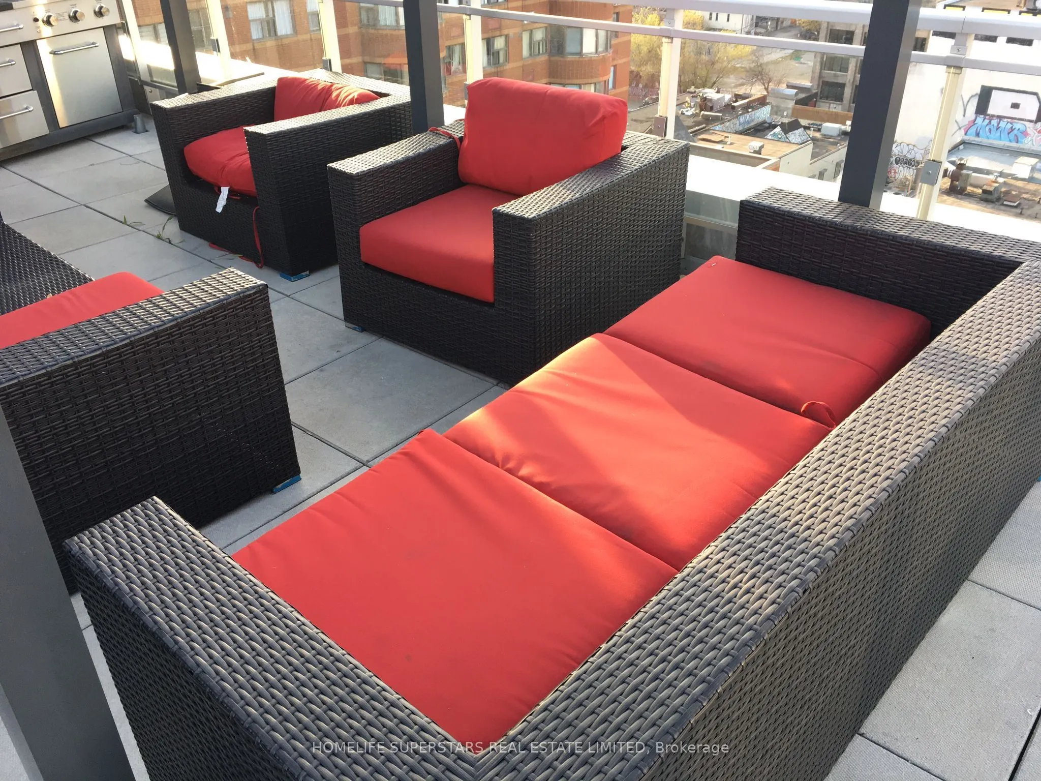 10 Willison Square N, #305