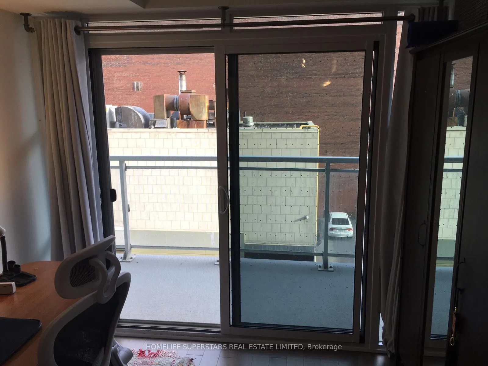 10 Willison Square N, #305