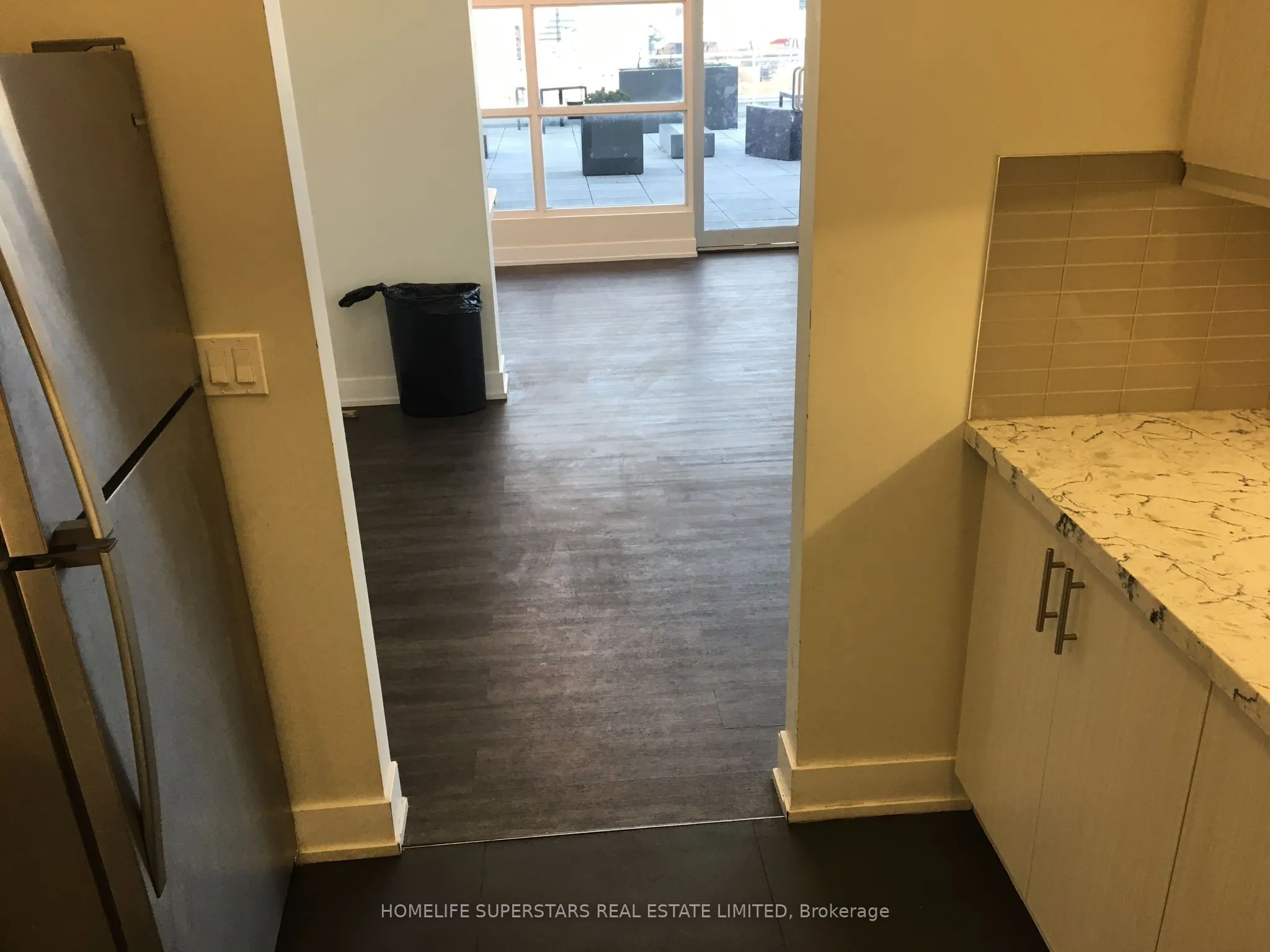 10 Willison Square N, #305